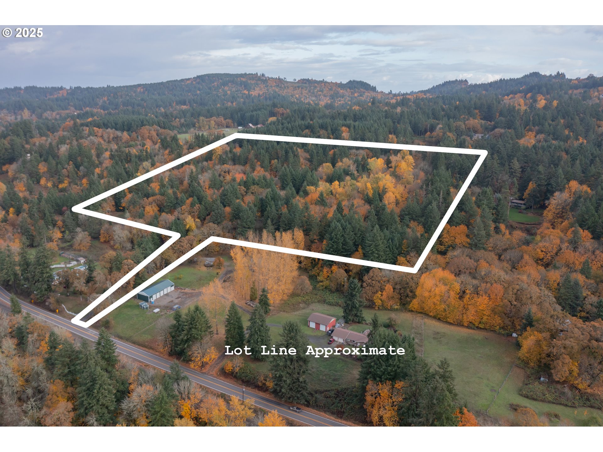 main property photo 40