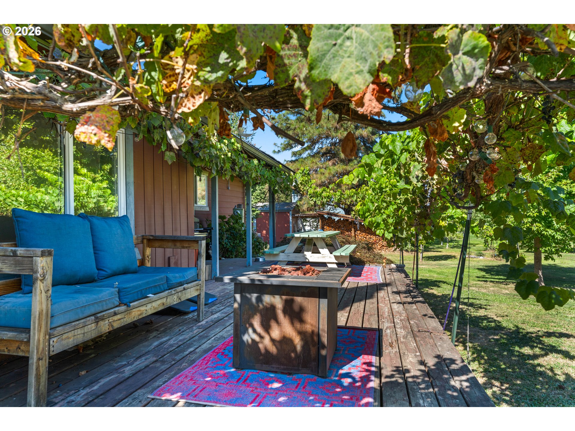 main property photo 14
