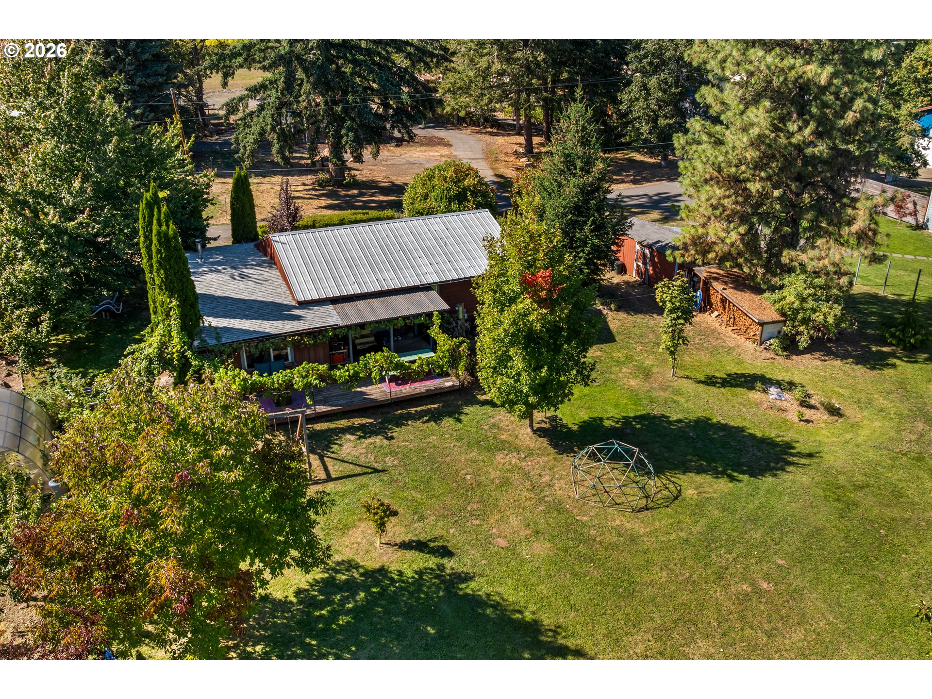 main property photo 15