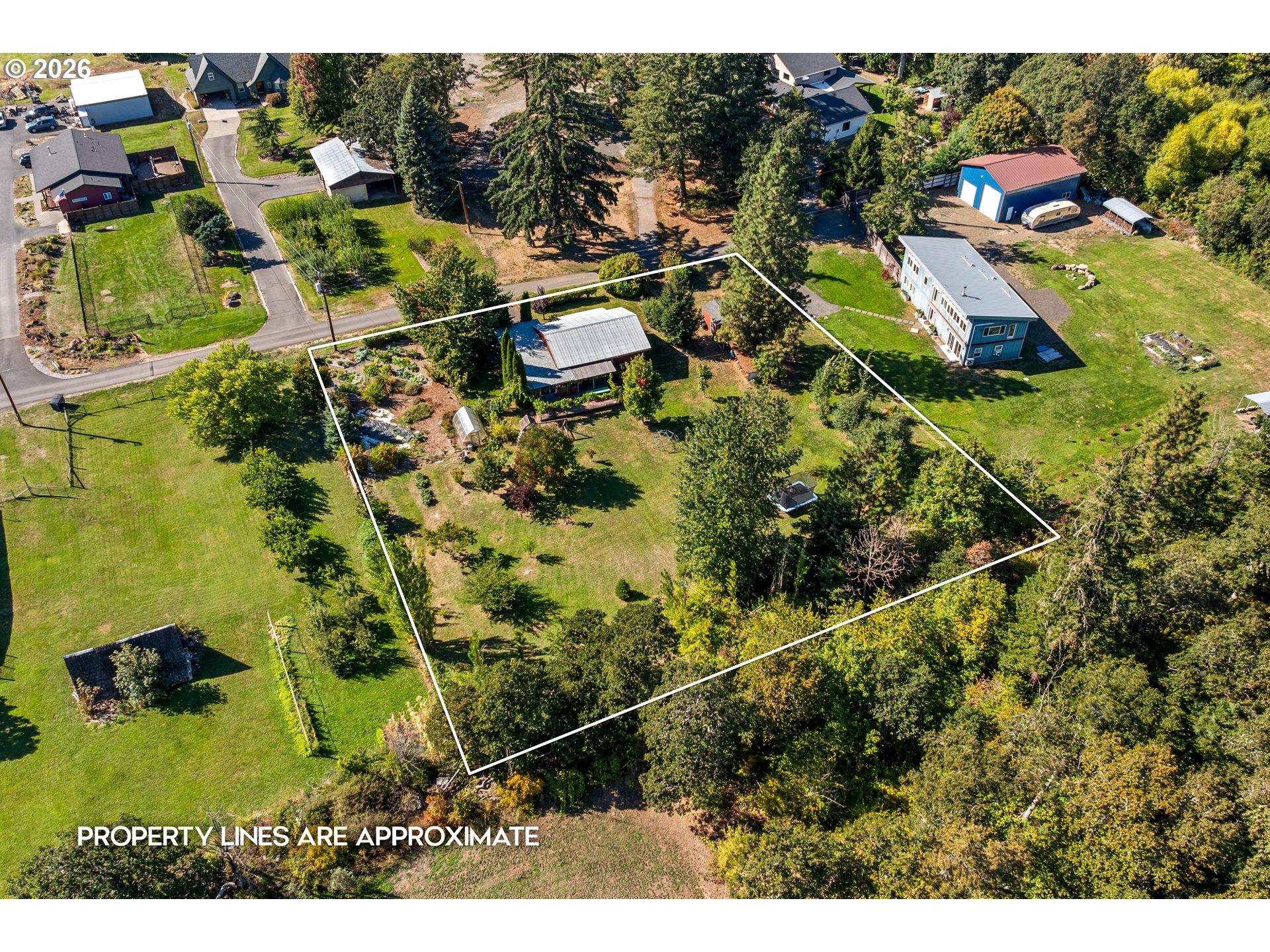 main property photo 19