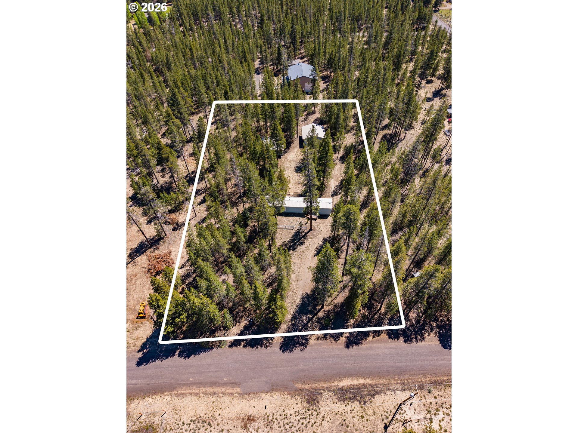 main property photo 33