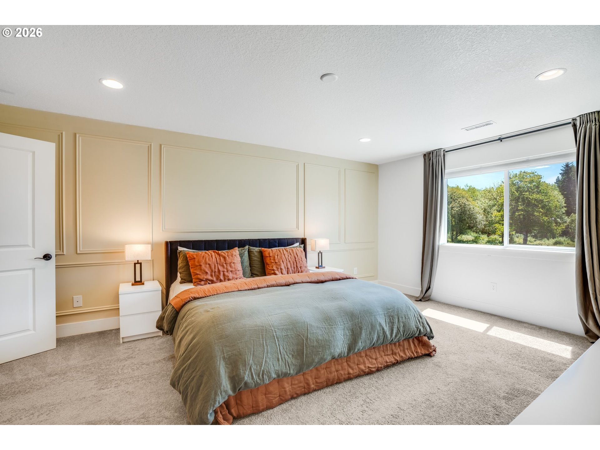 property viewer photo 26