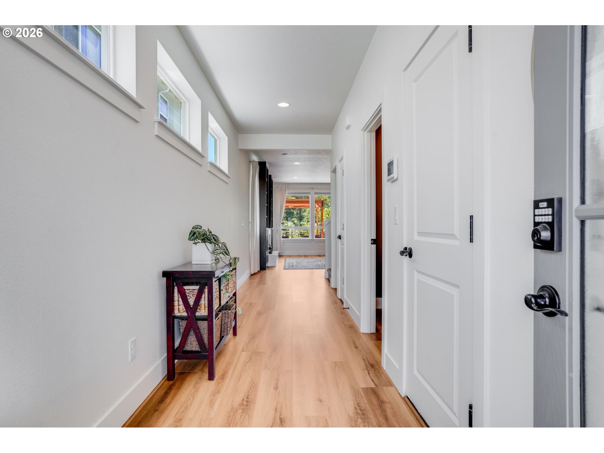 property viewer photo 3