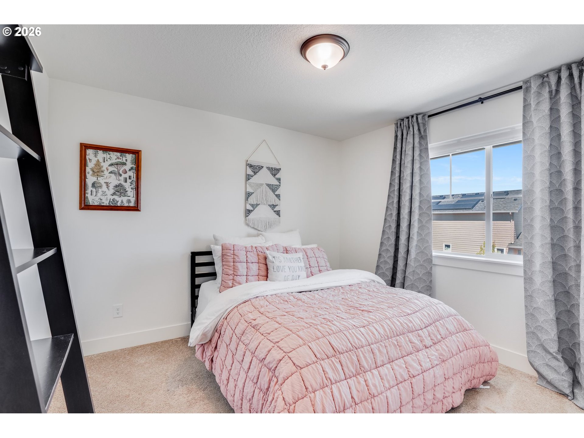 property viewer photo 33