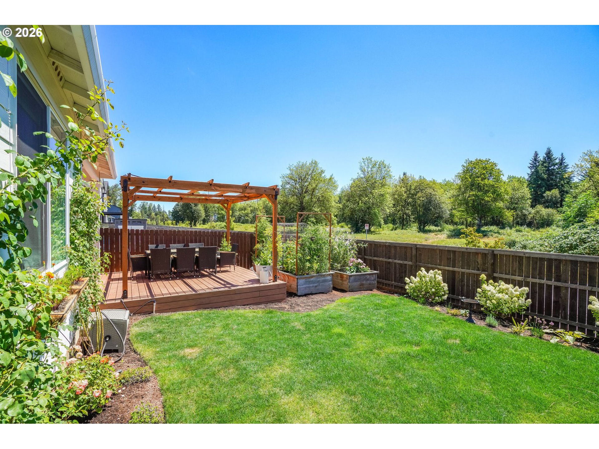 property viewer photo 40