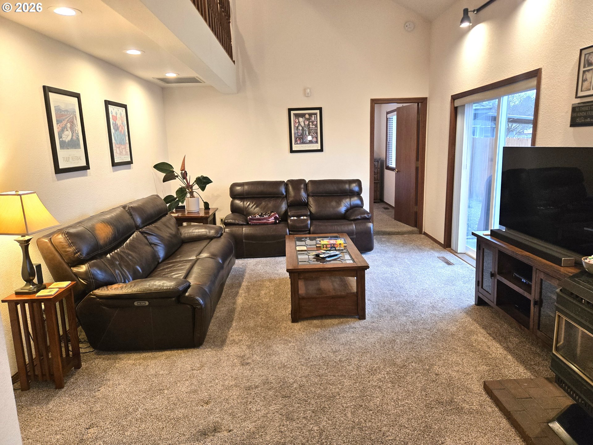 property viewer photo 13