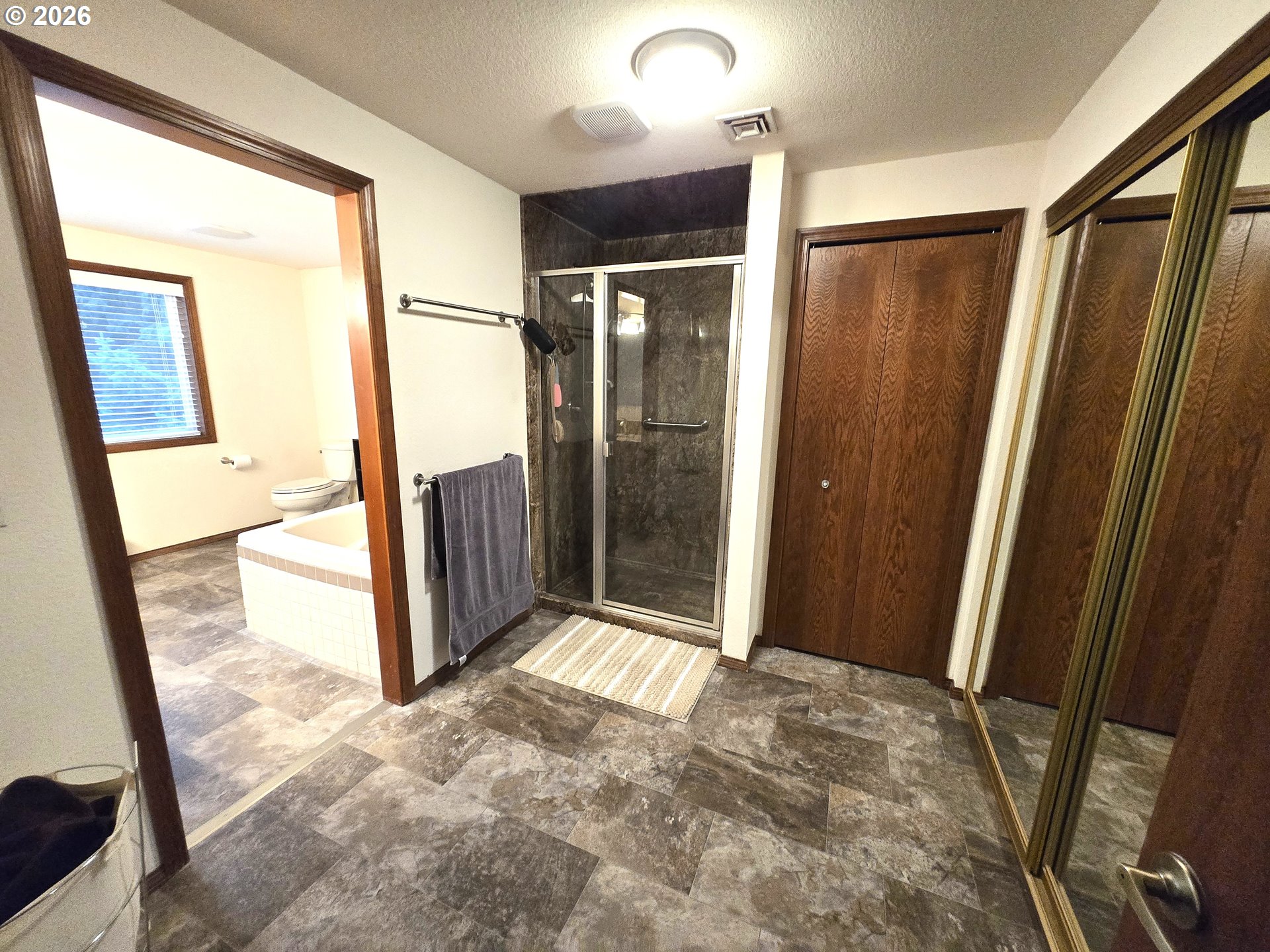 property viewer photo 22