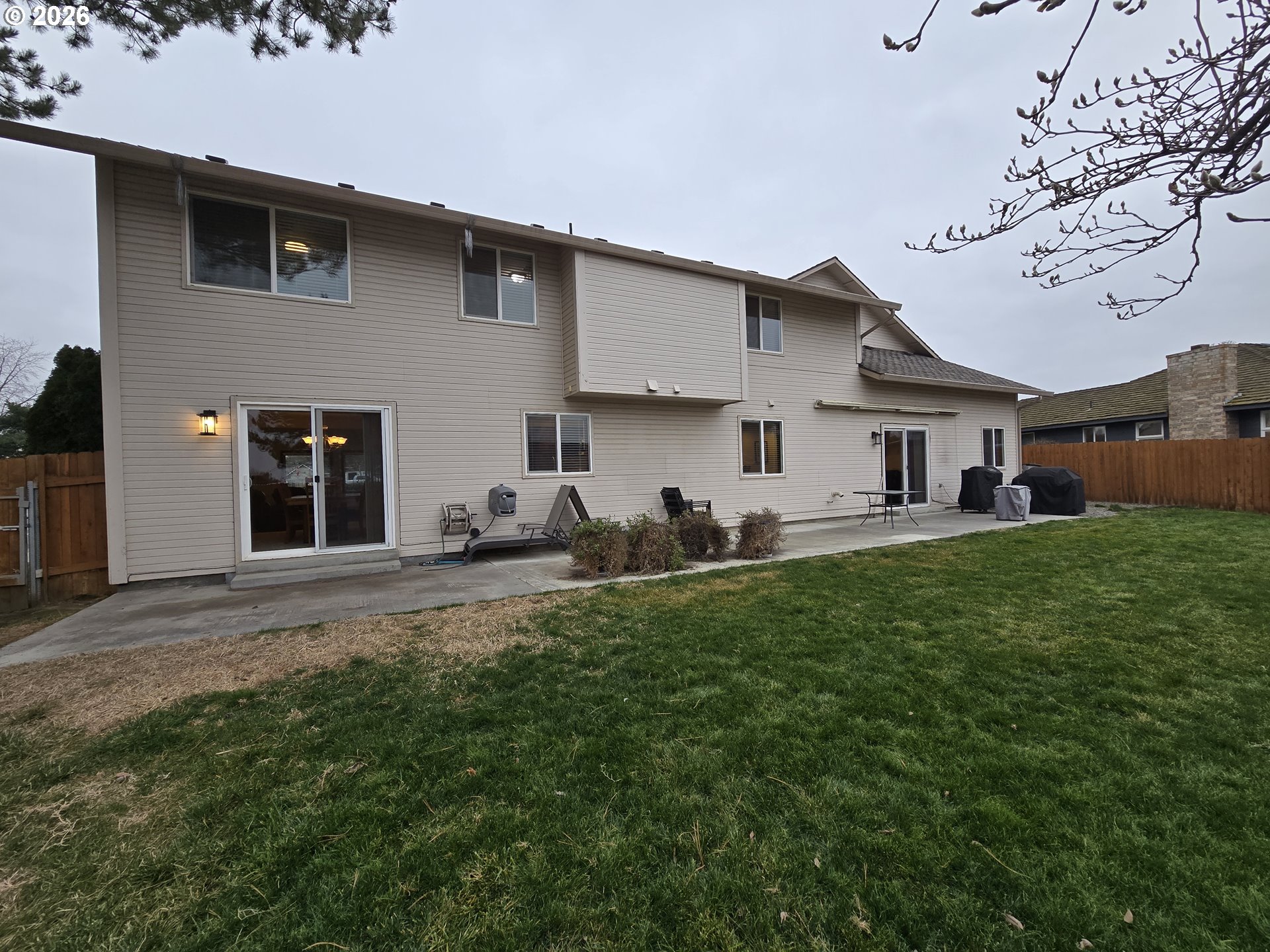 property viewer photo 38