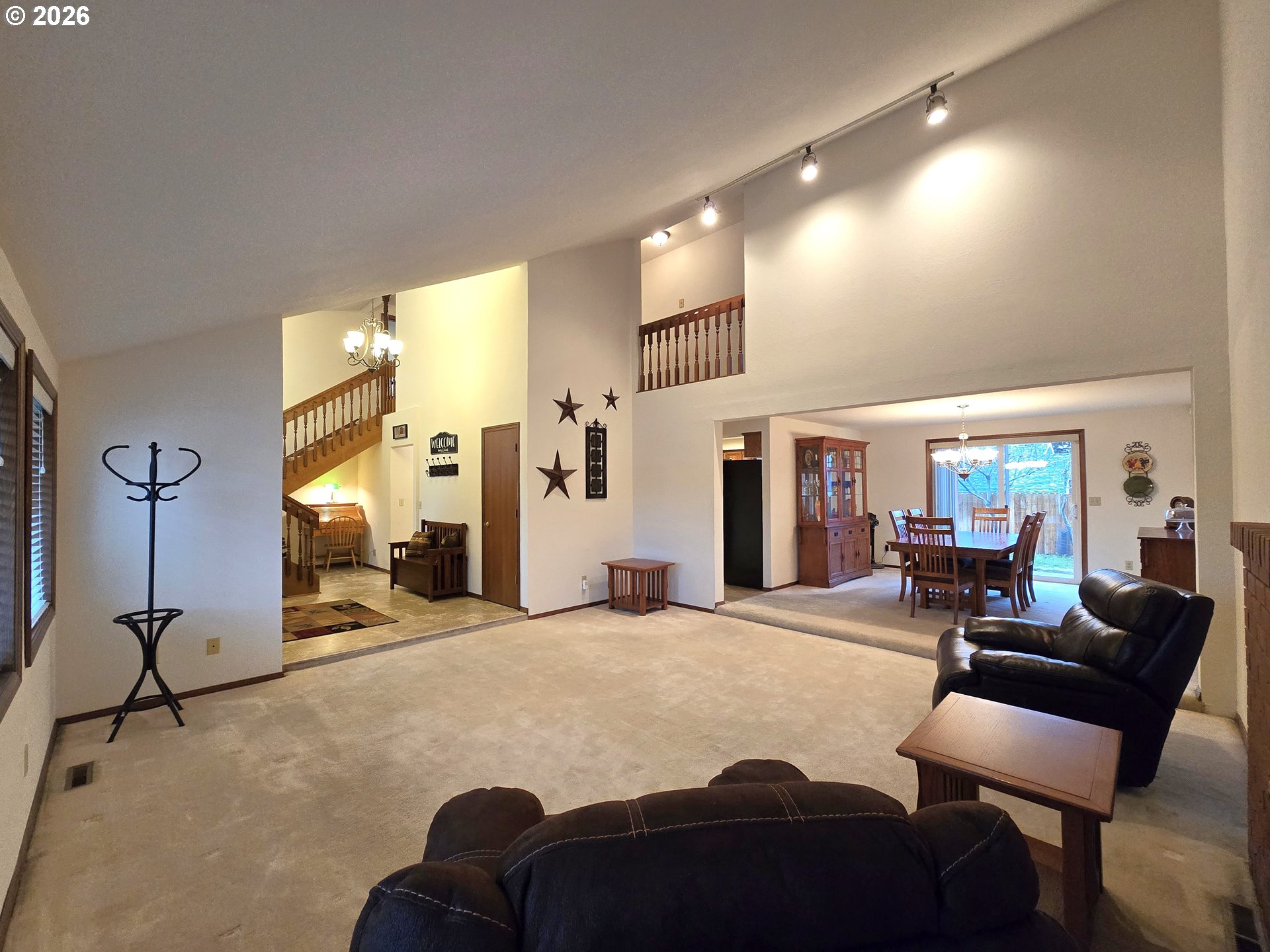 property viewer photo 5