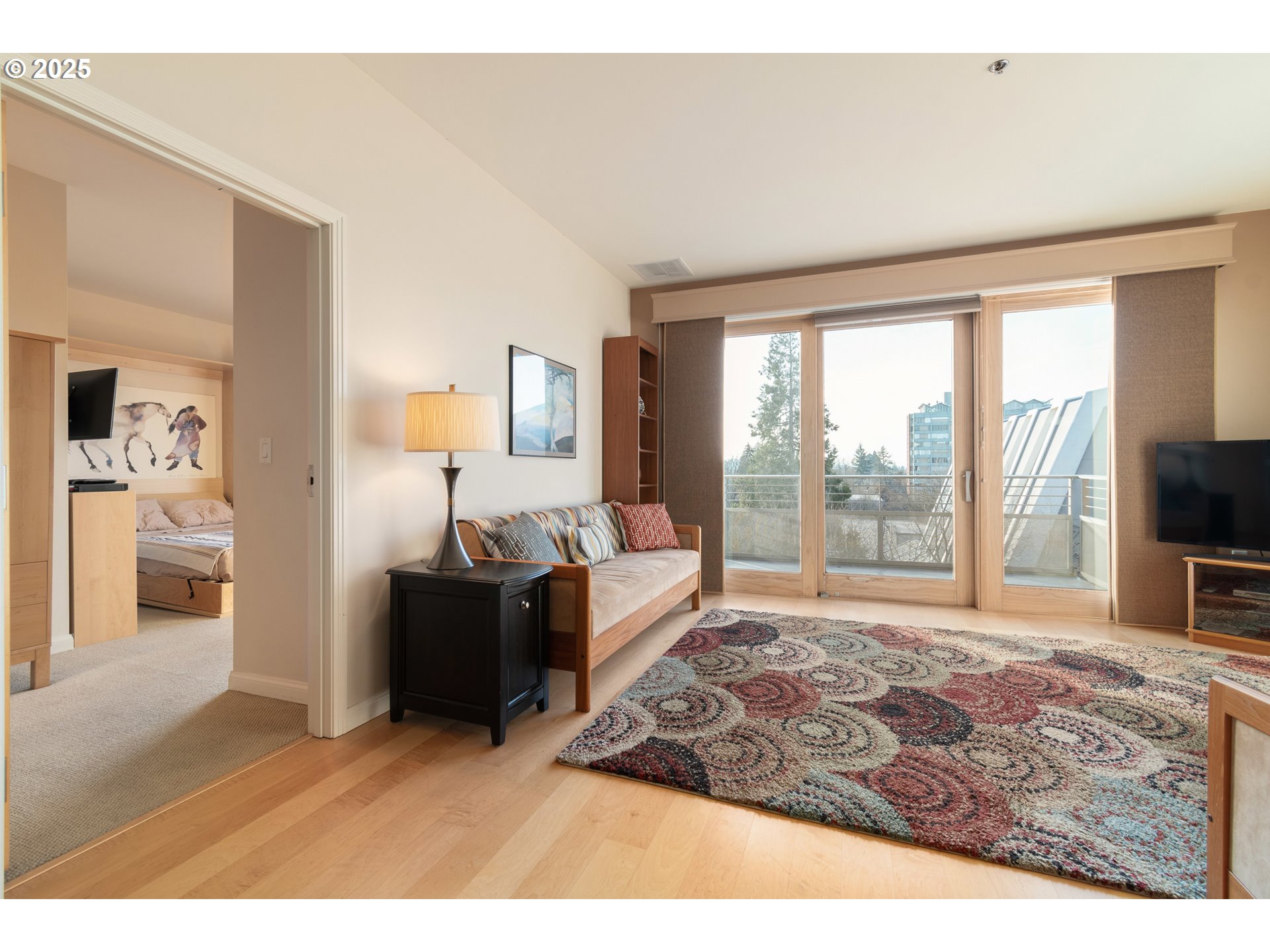 property viewer photo 16