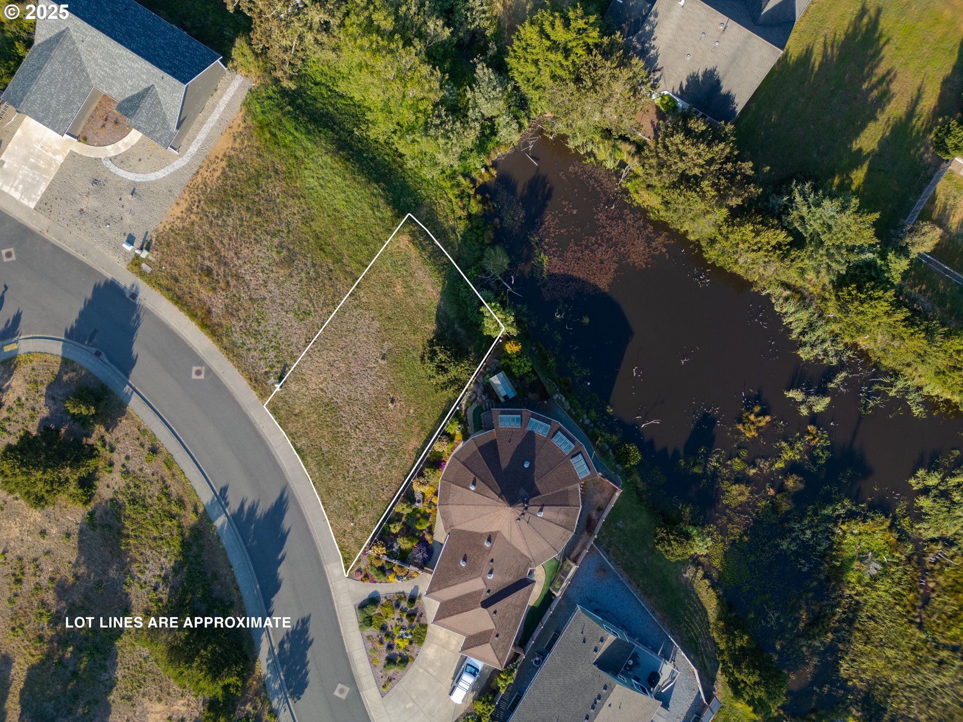 main property photo 7
