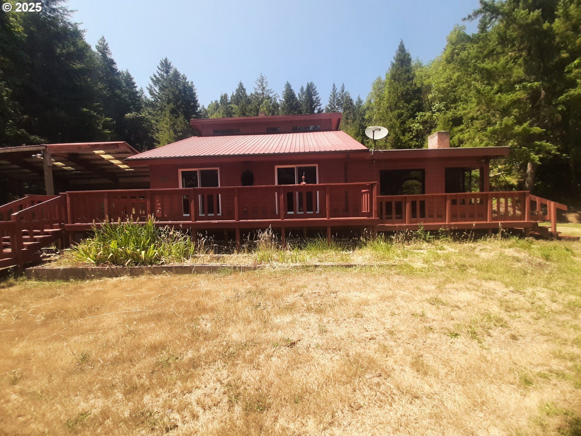 main property photo 12