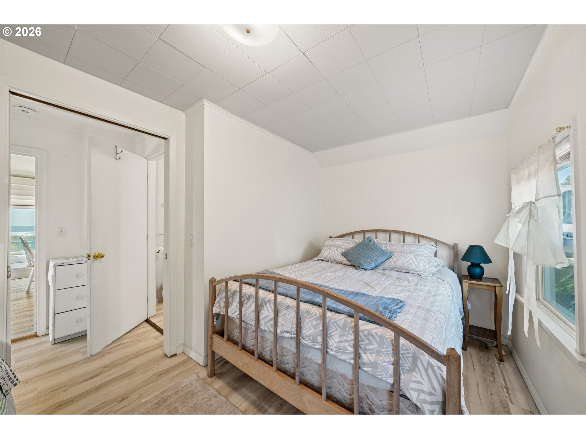 property viewer photo 11