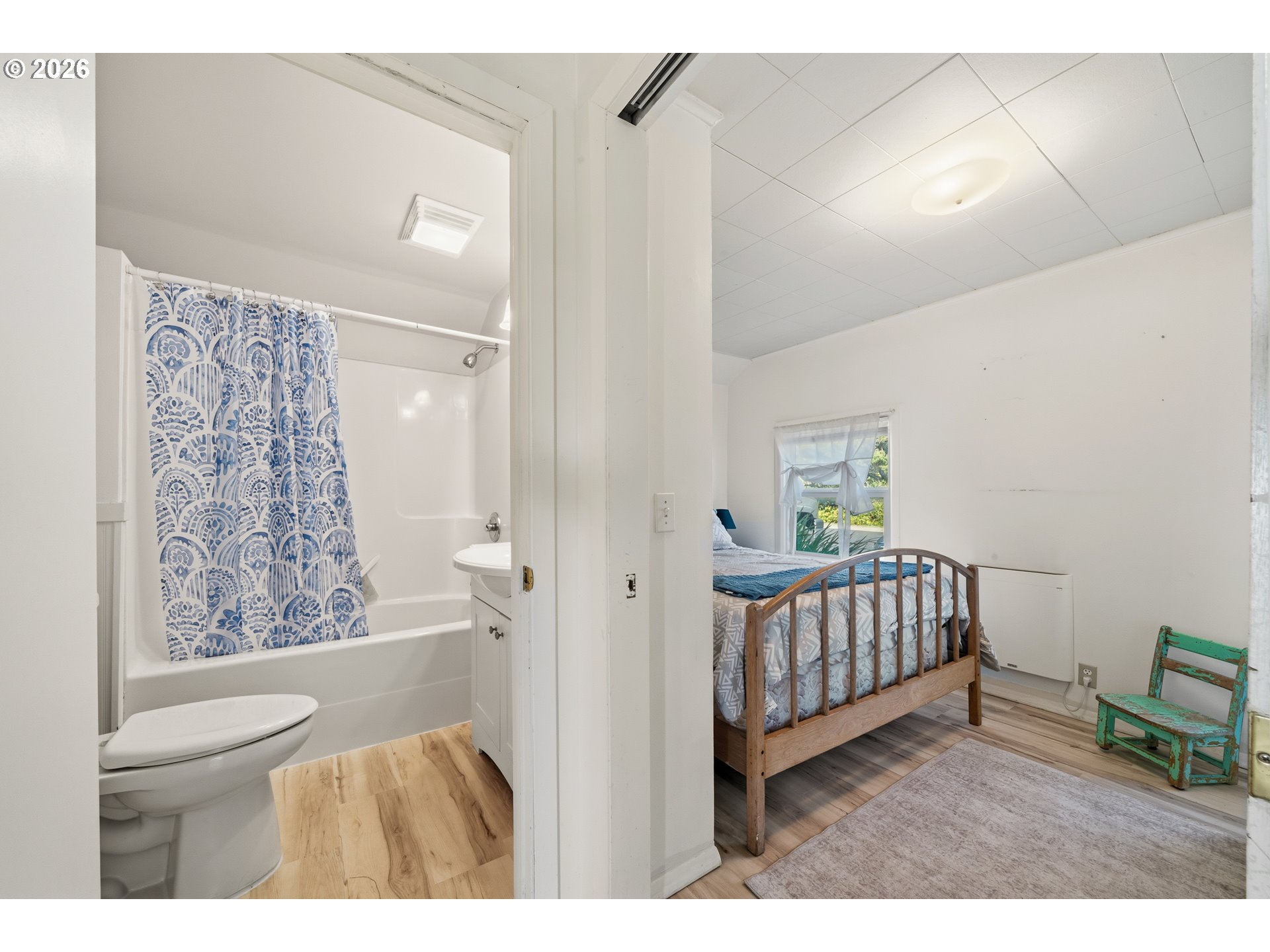 property viewer photo 12