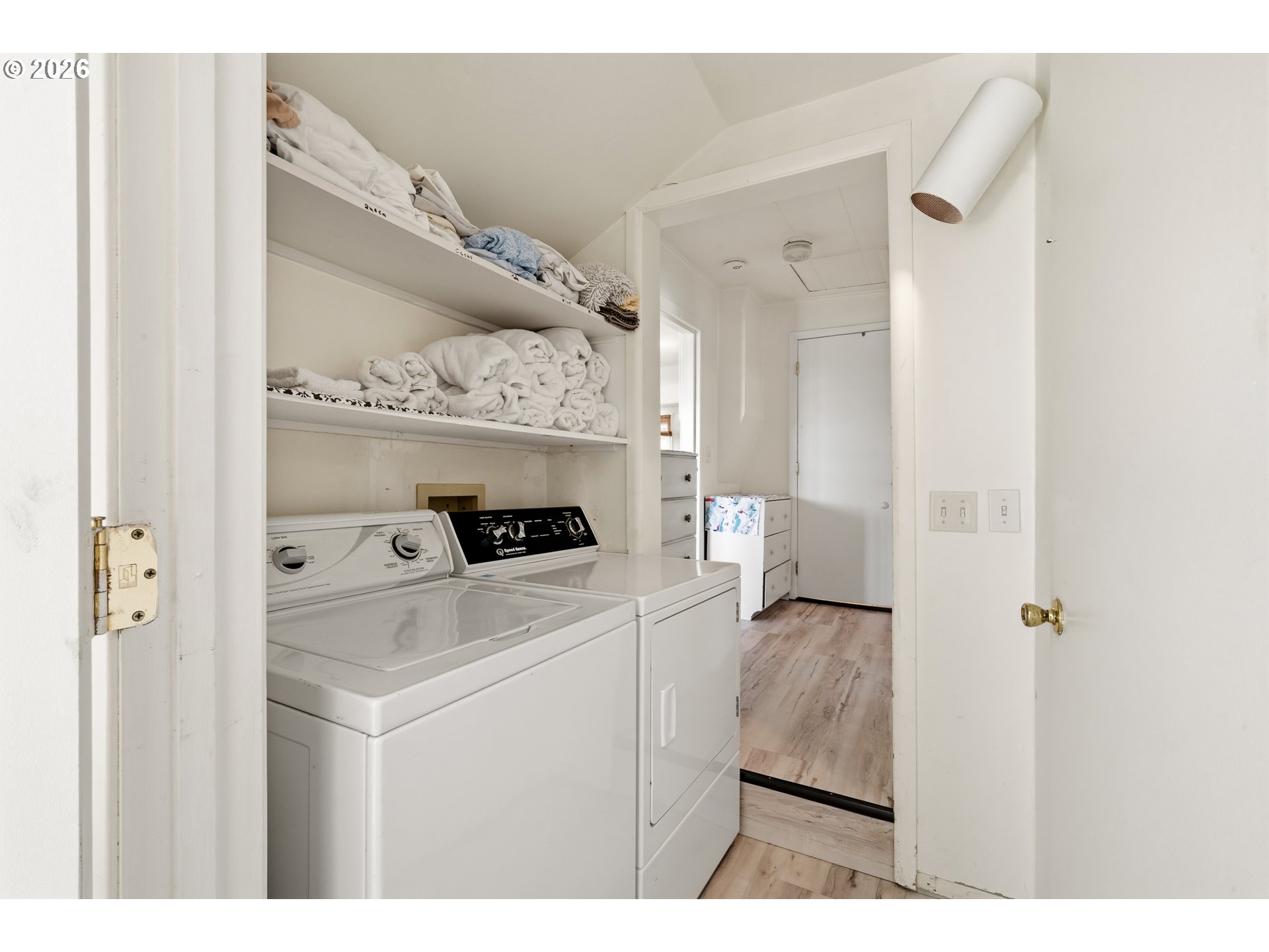 property viewer photo 14