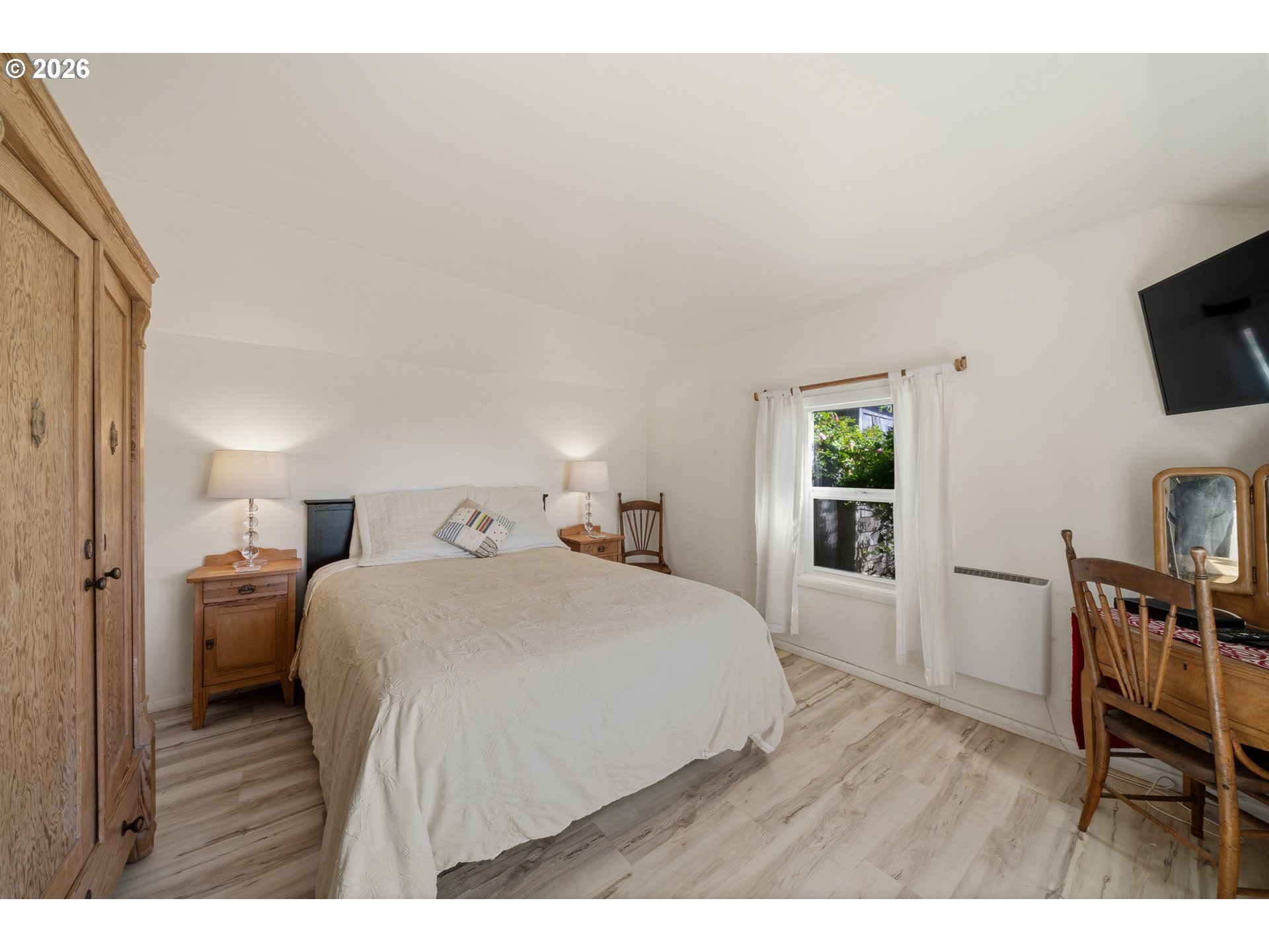 property viewer photo 8