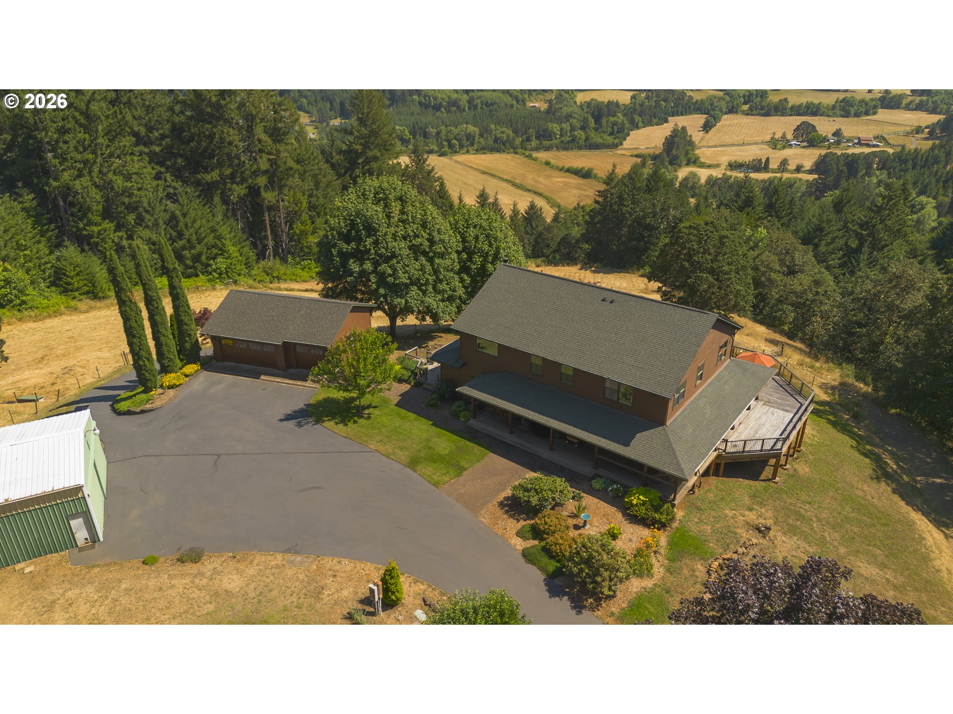 main property photo 5