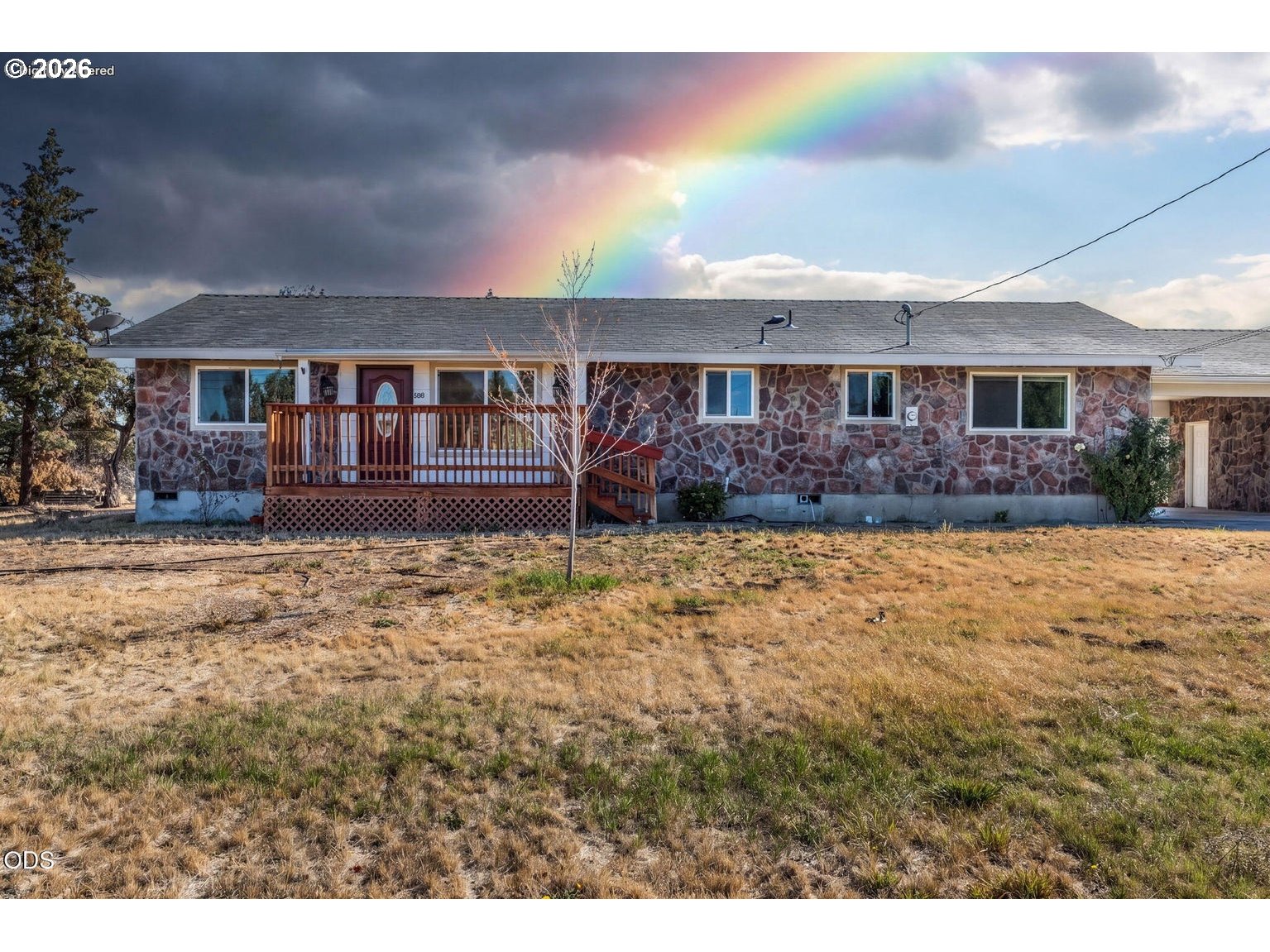main property photo 25