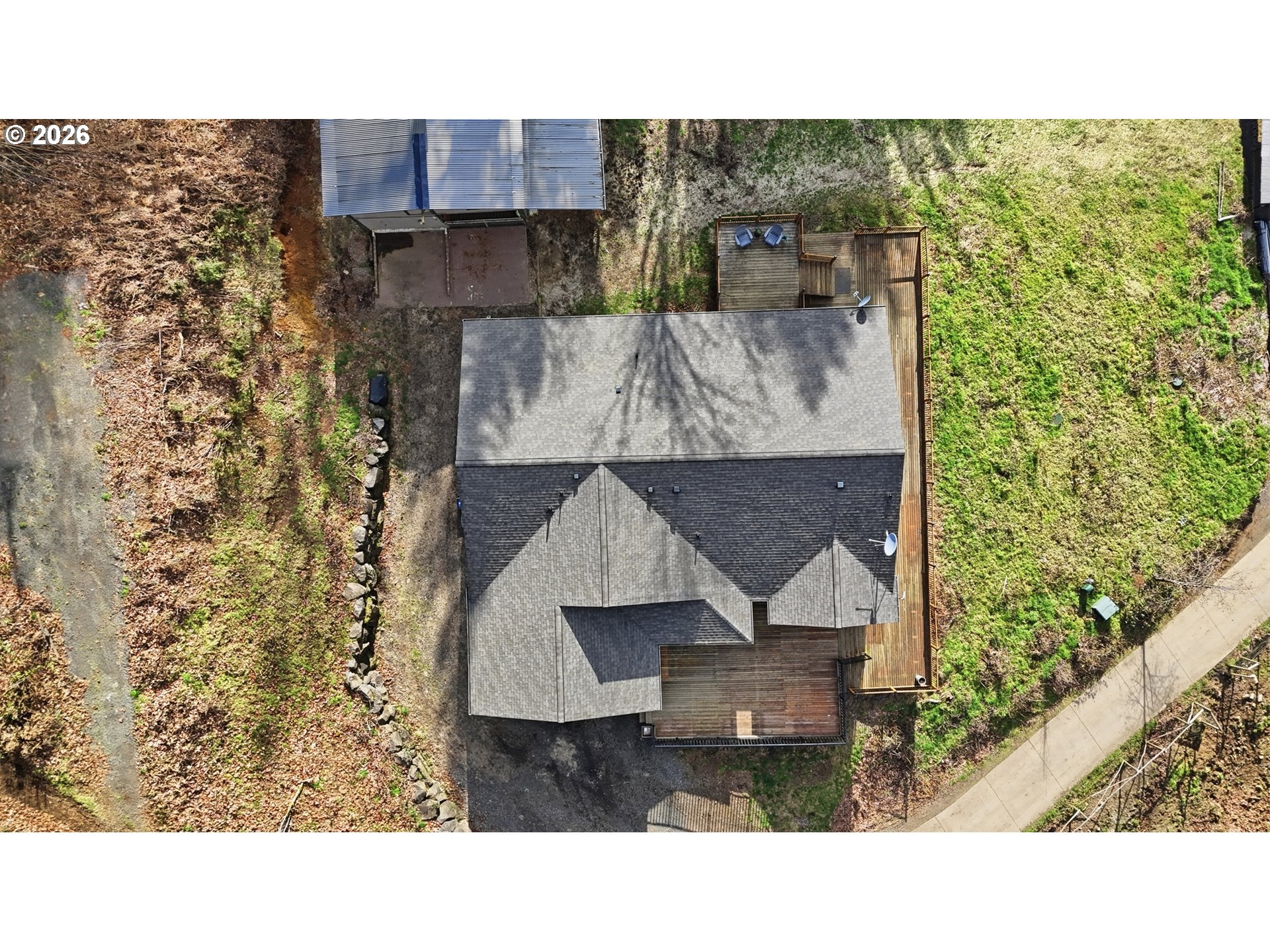 main property photo 42