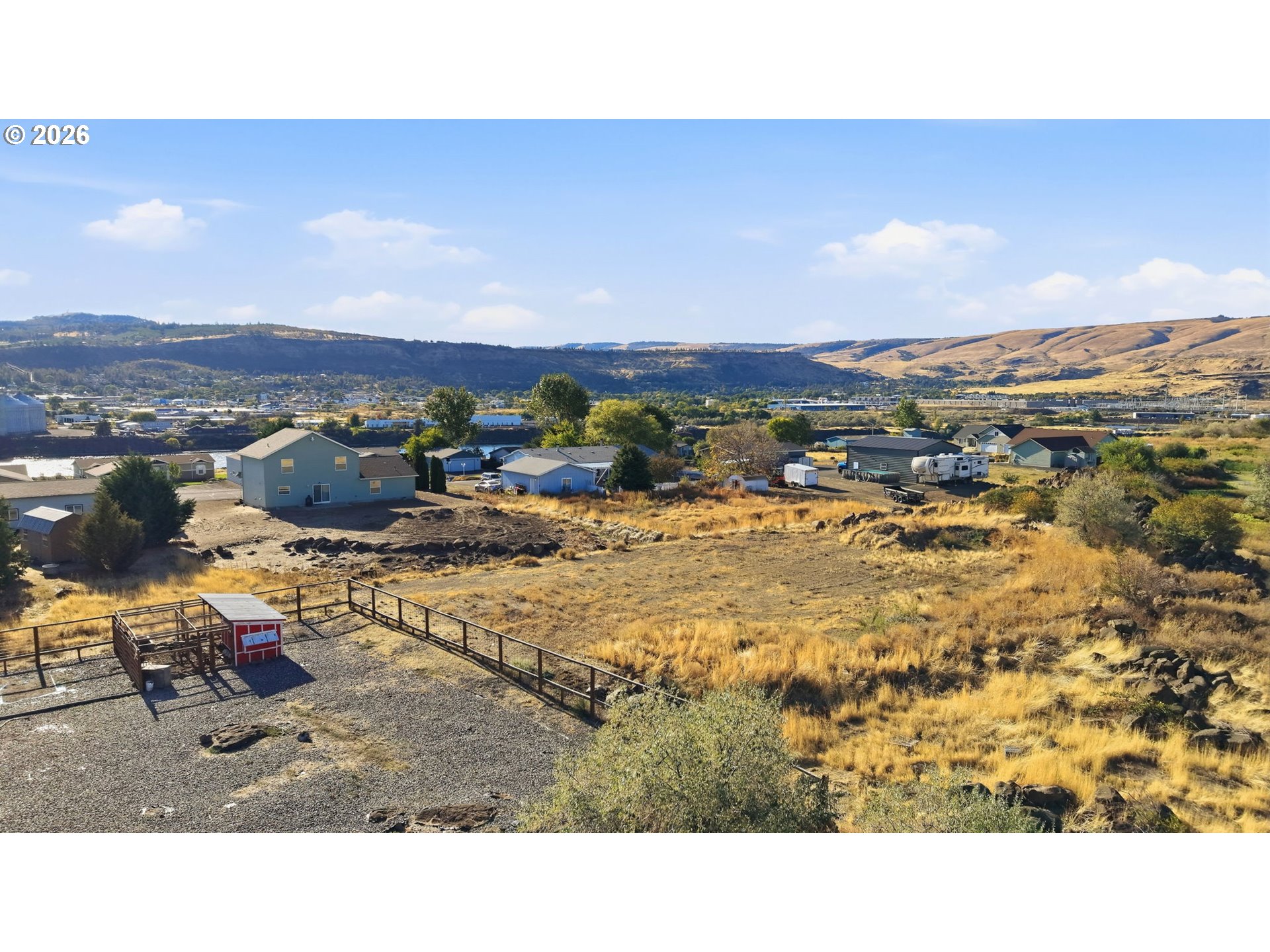 main property photo 4