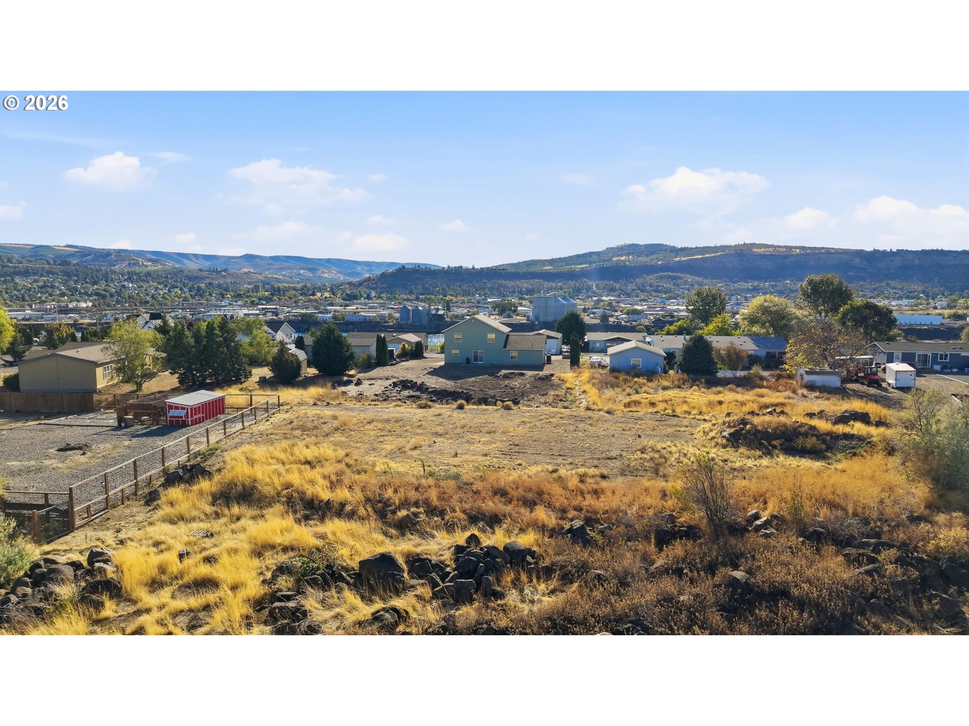 main property photo 5