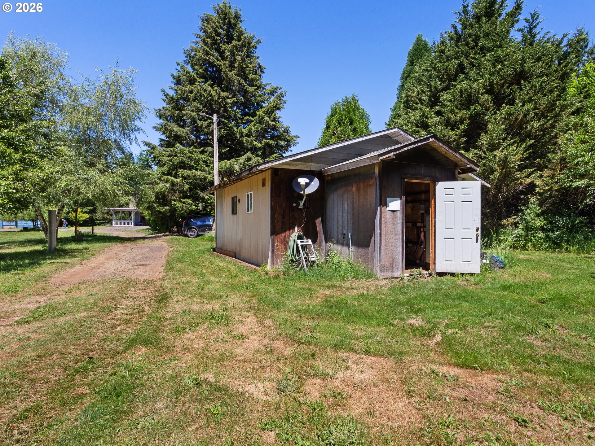 property viewer photo 21