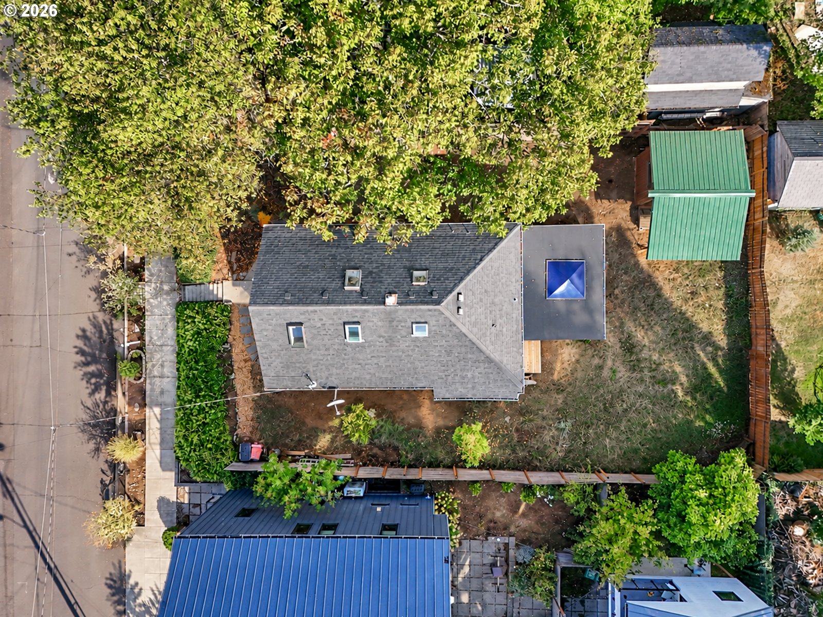 main property photo 35