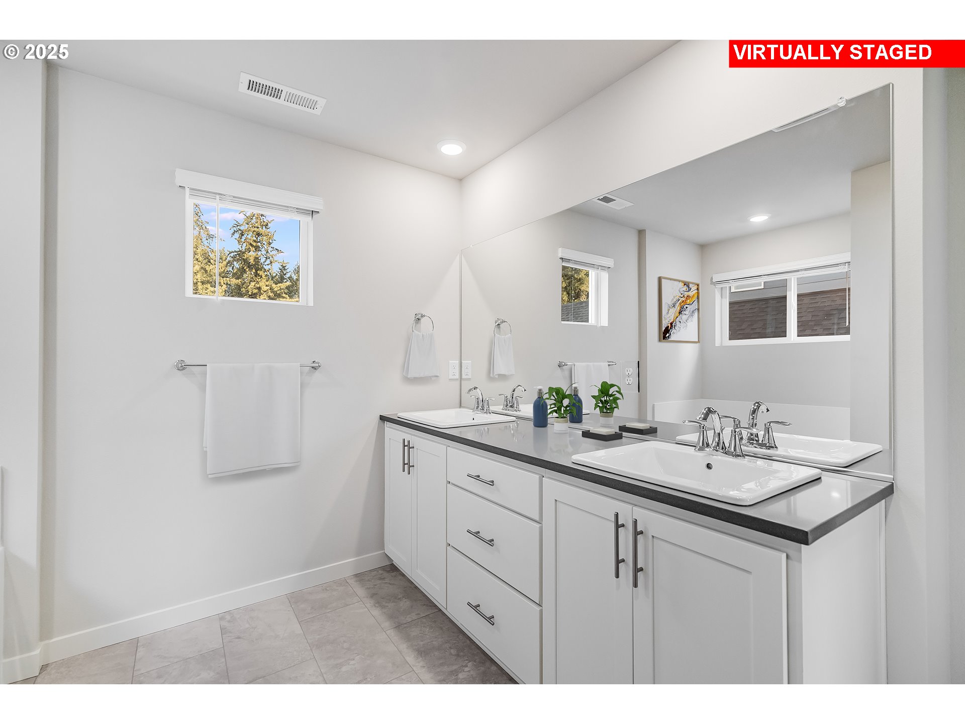 property viewer photo 18