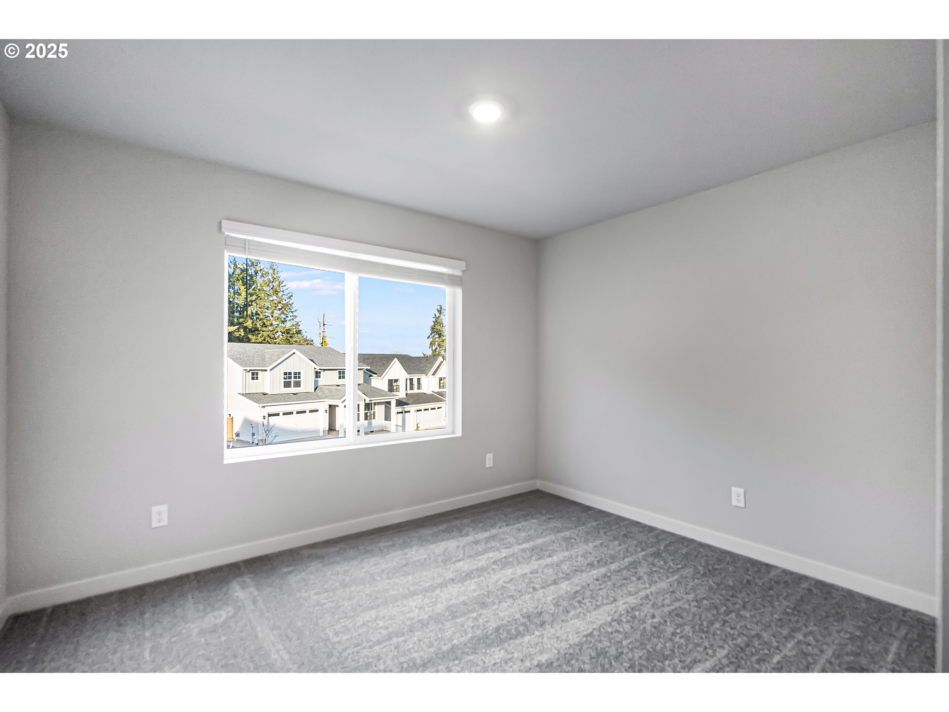 property viewer photo 22