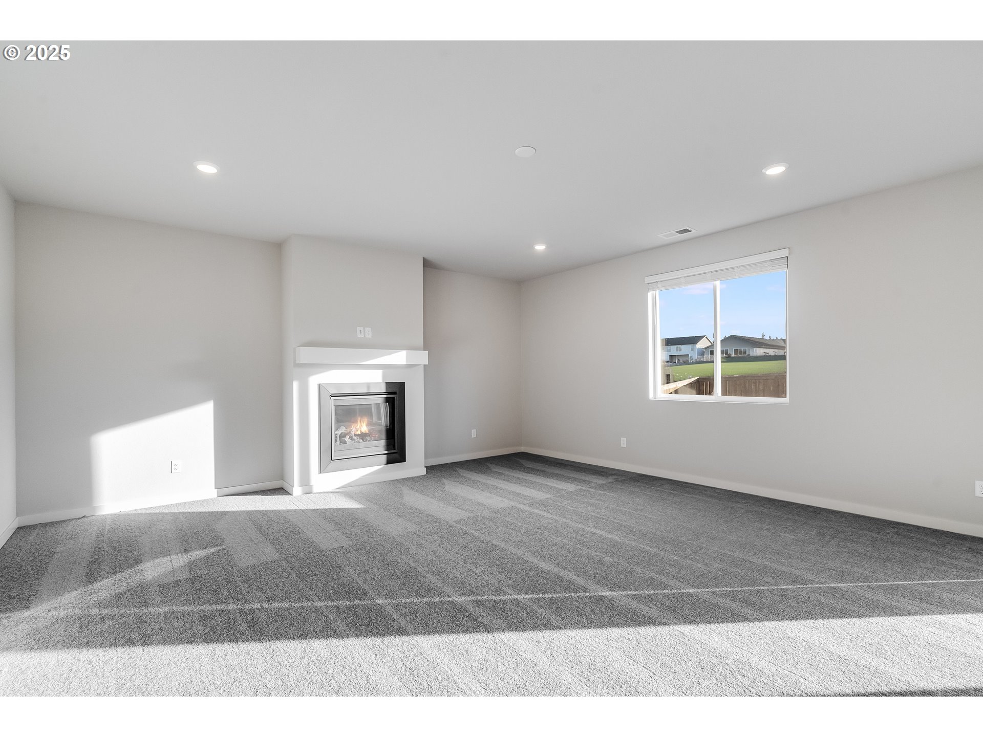 property viewer photo 9