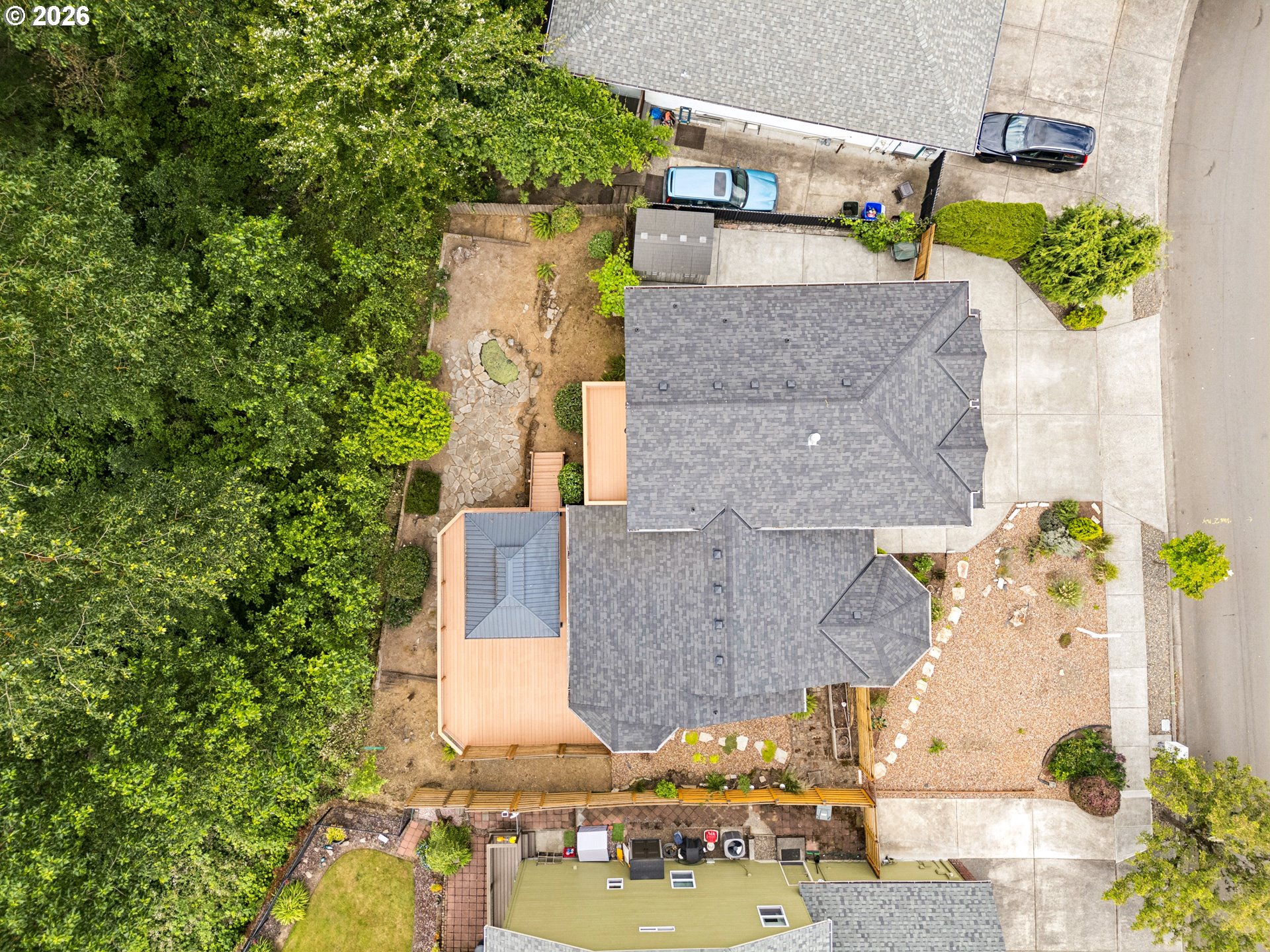 main property photo 45