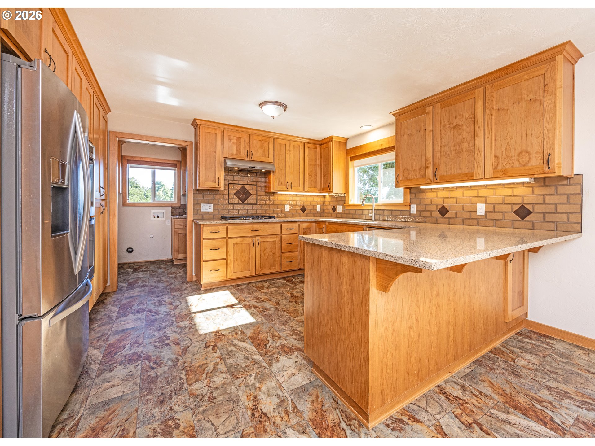 main property photo 10
