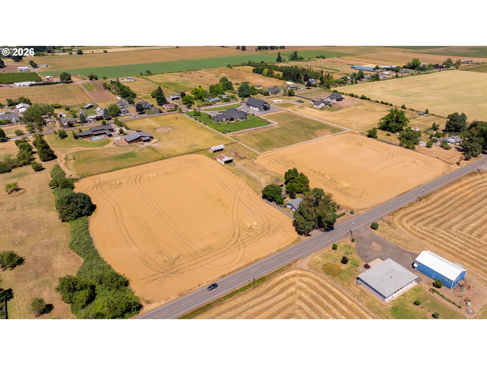 main property photo 41