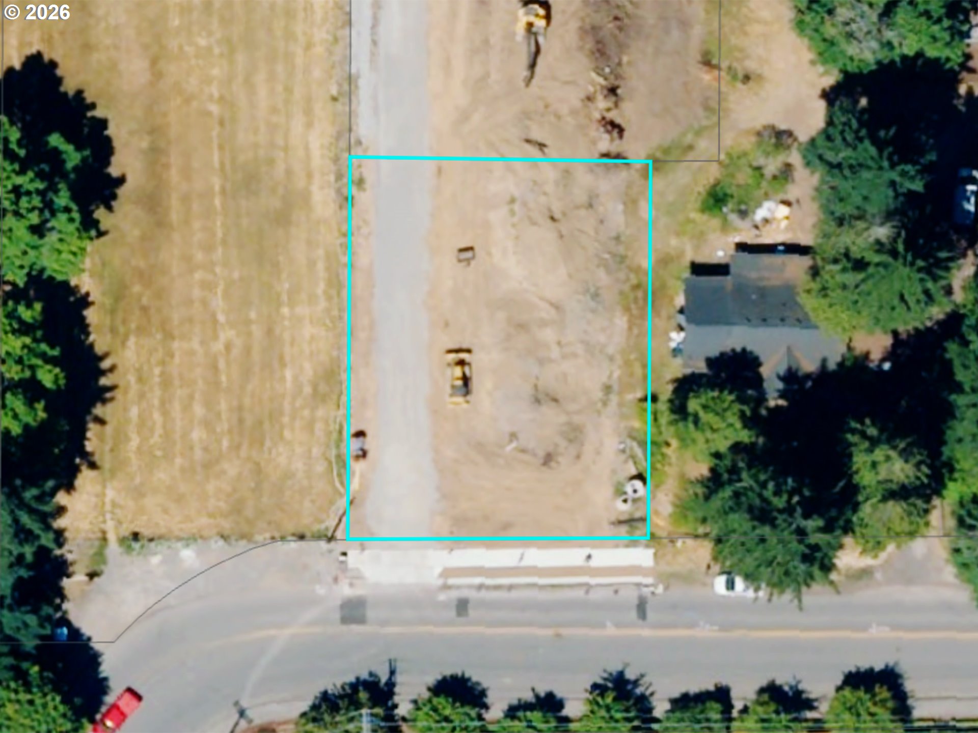 main property photo 14