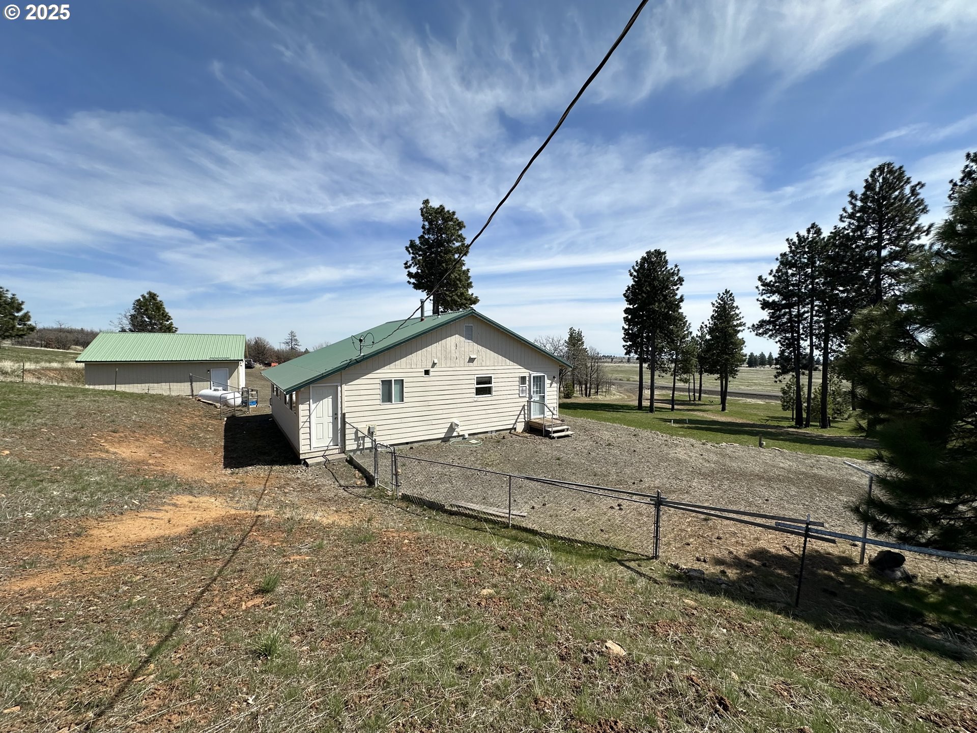 main property photo 21