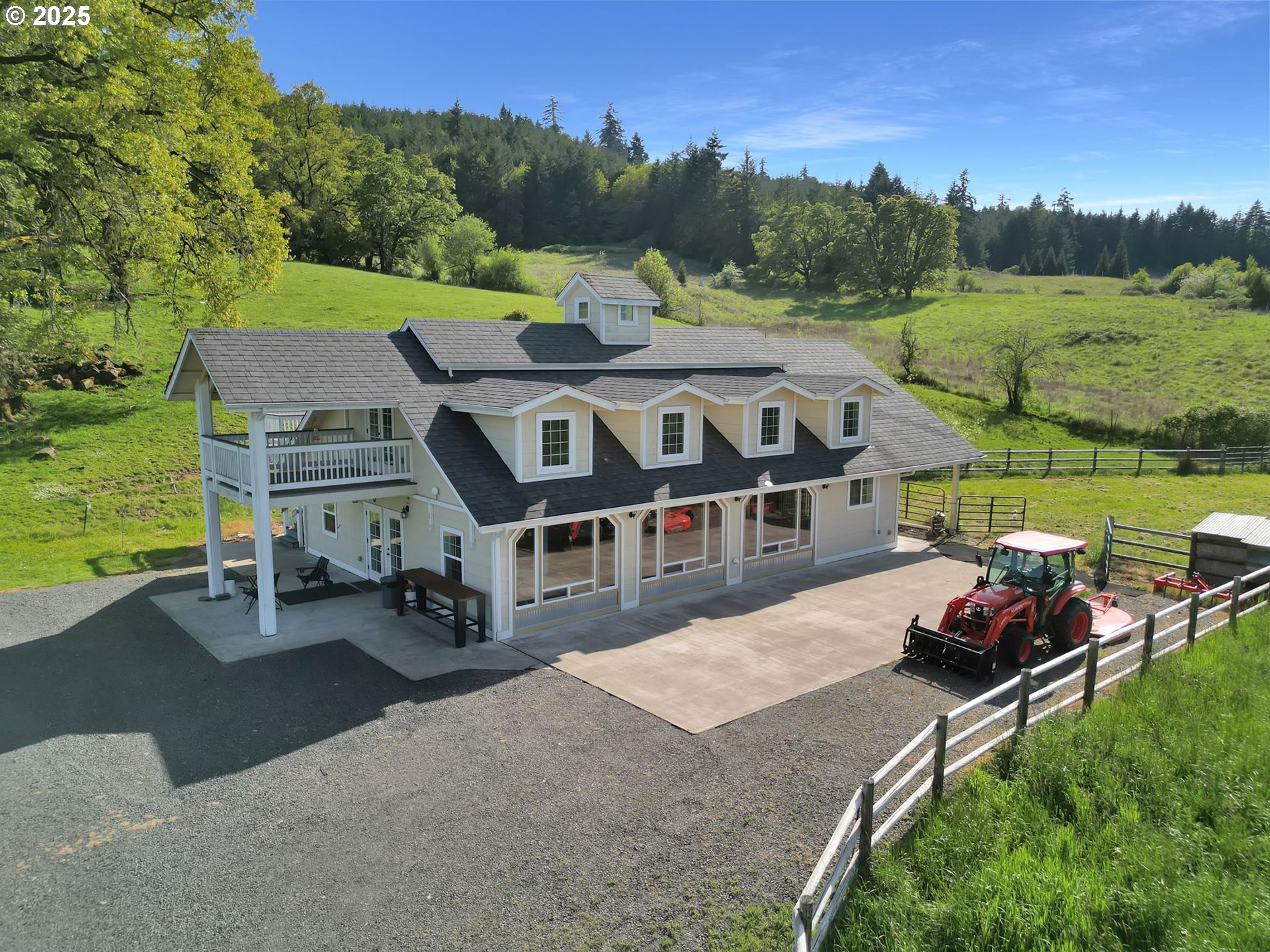 main property photo 35