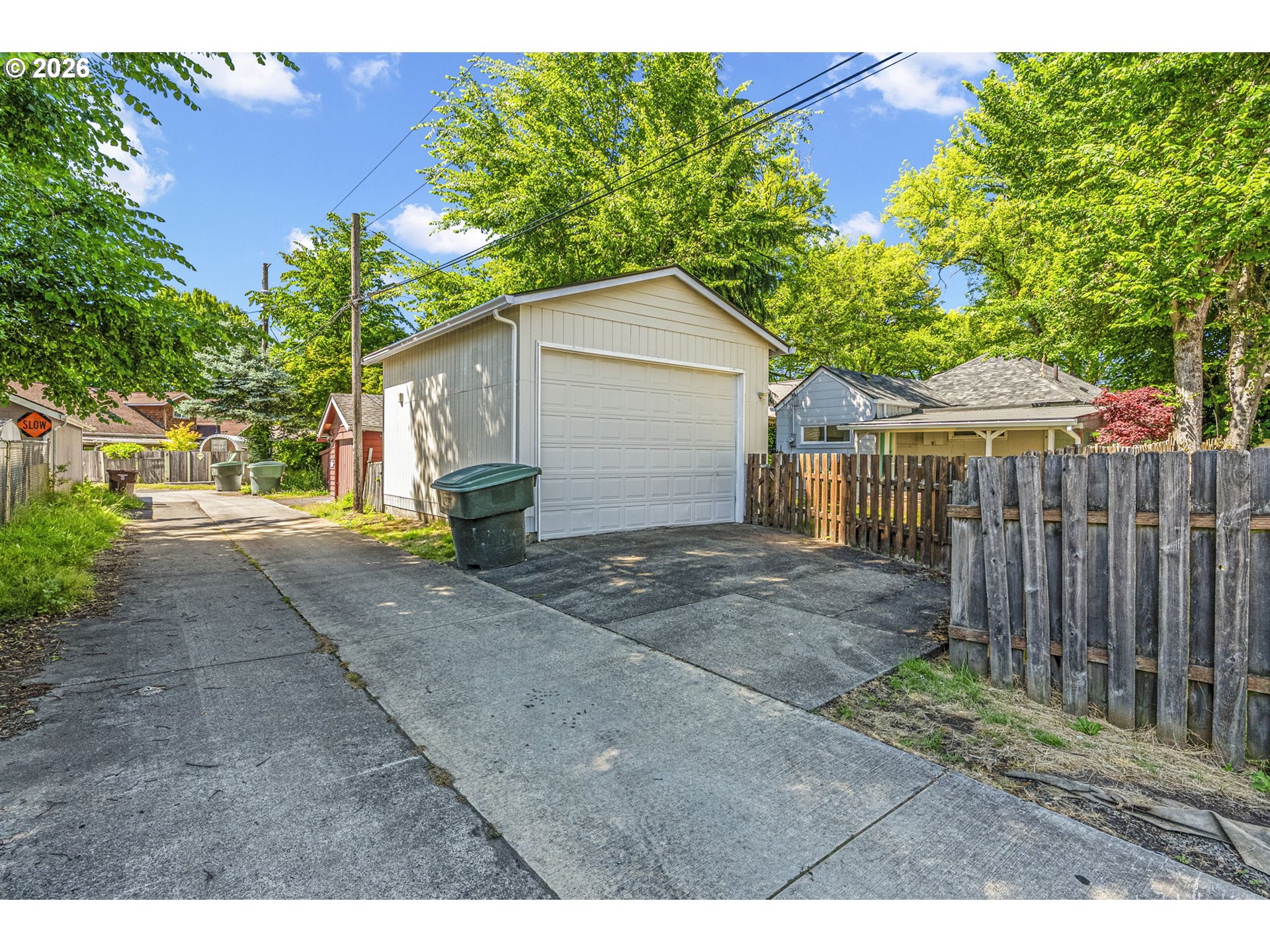 main property photo 20