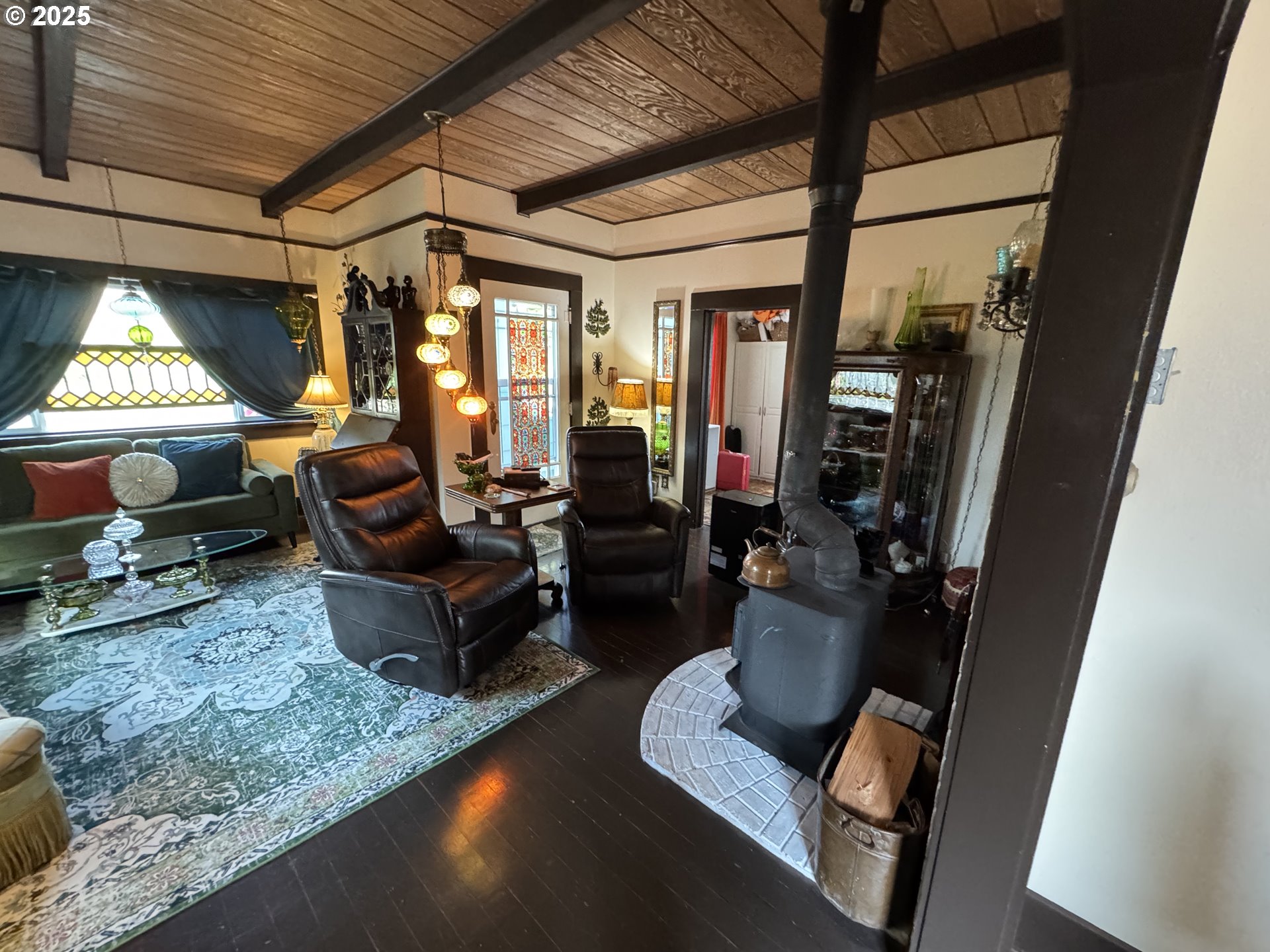 main property photo 12