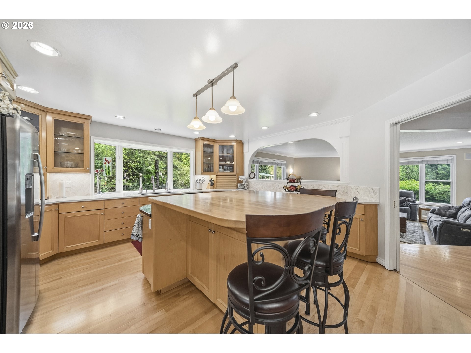 main property photo 9