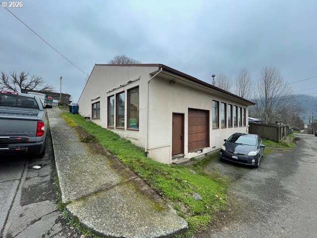 main property photo 9