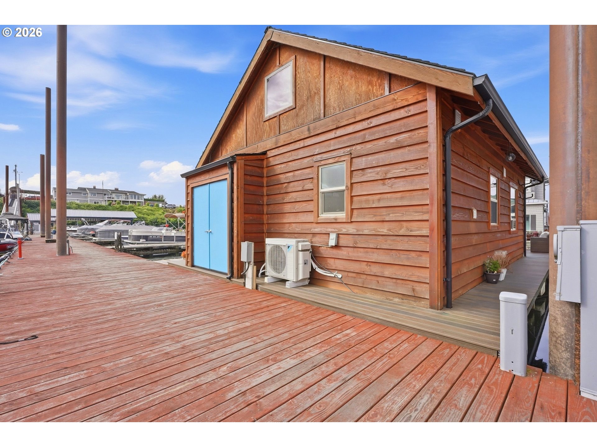 main property photo 25
