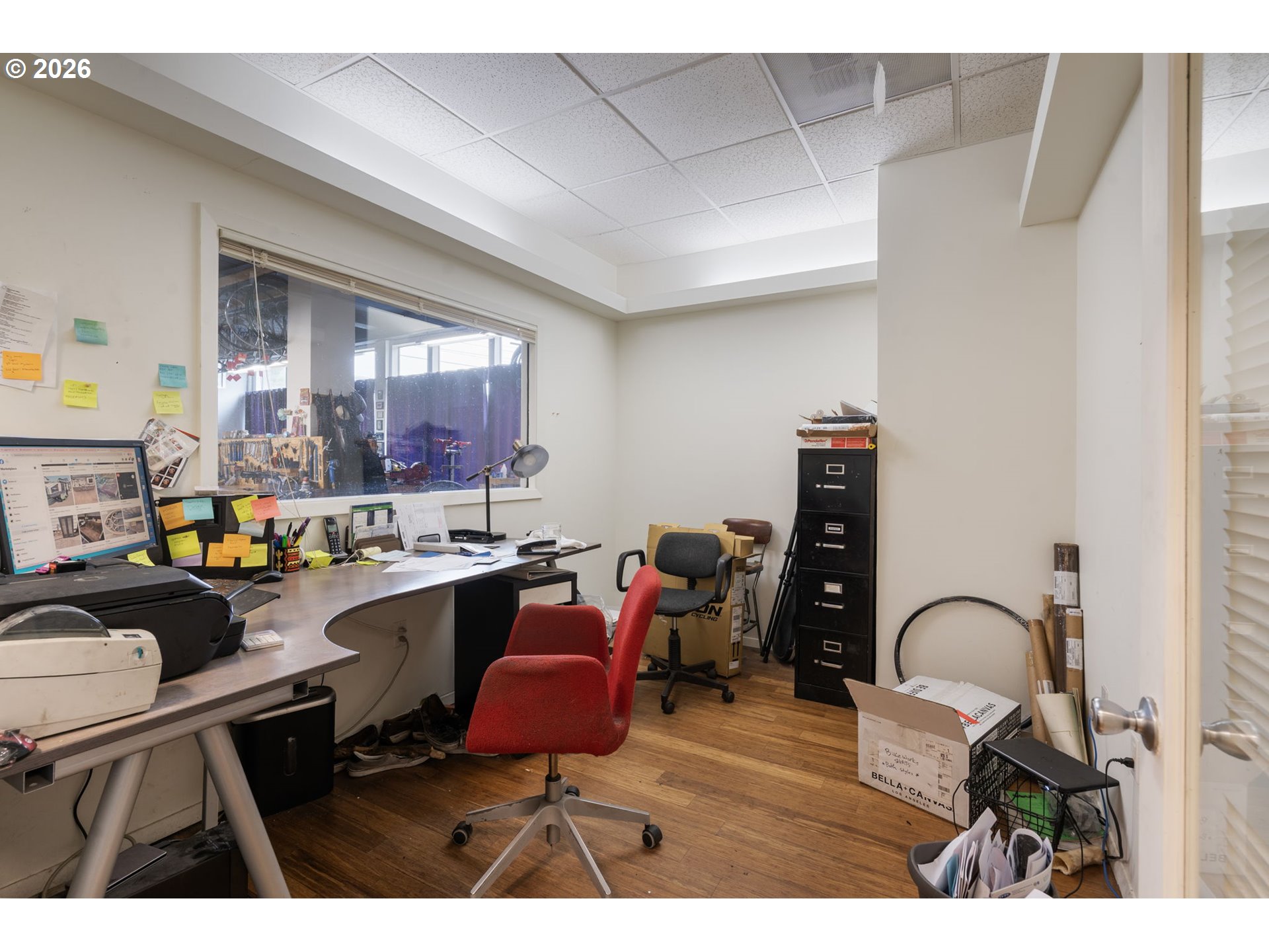 main property photo 11