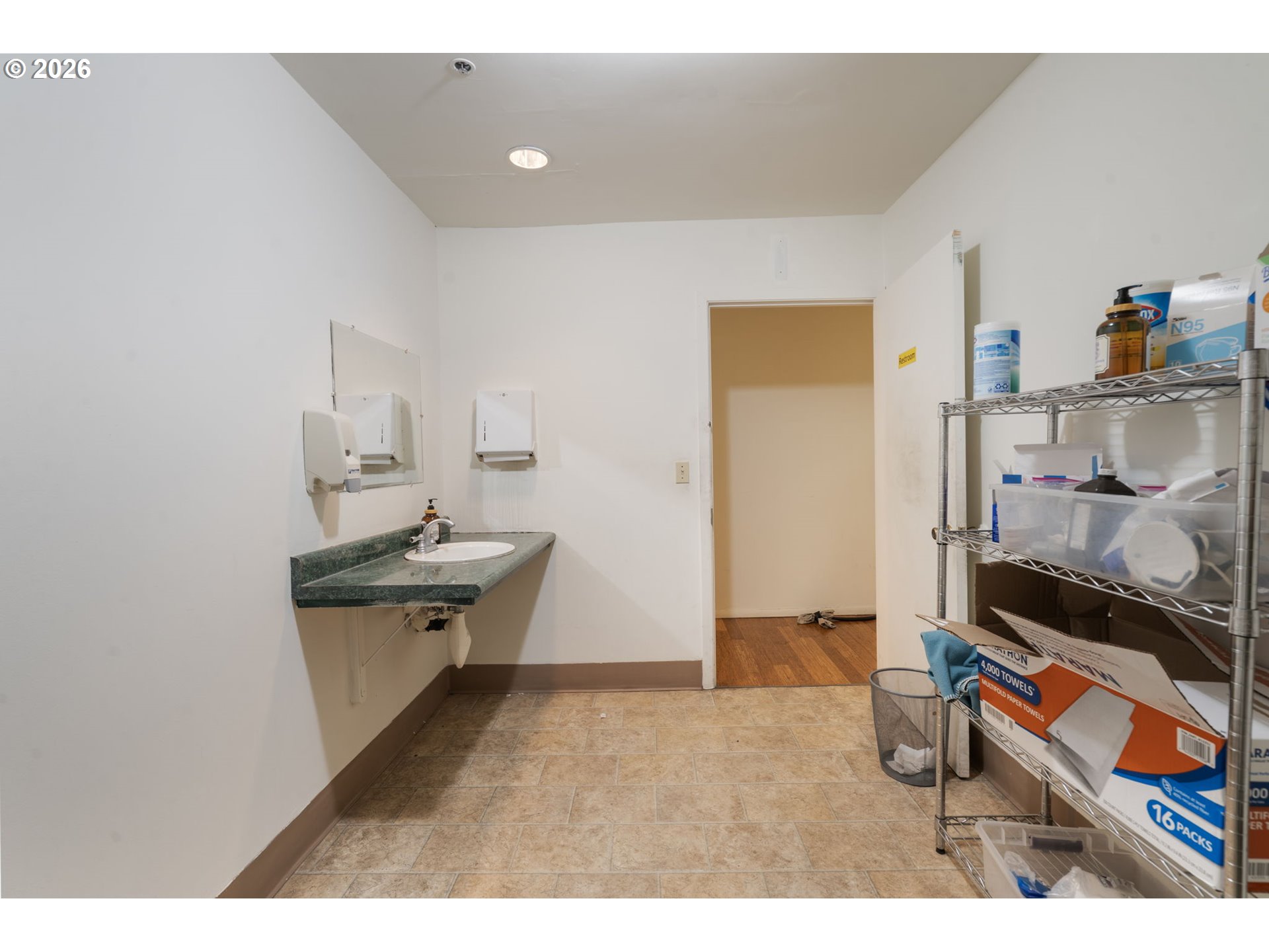 main property photo 20