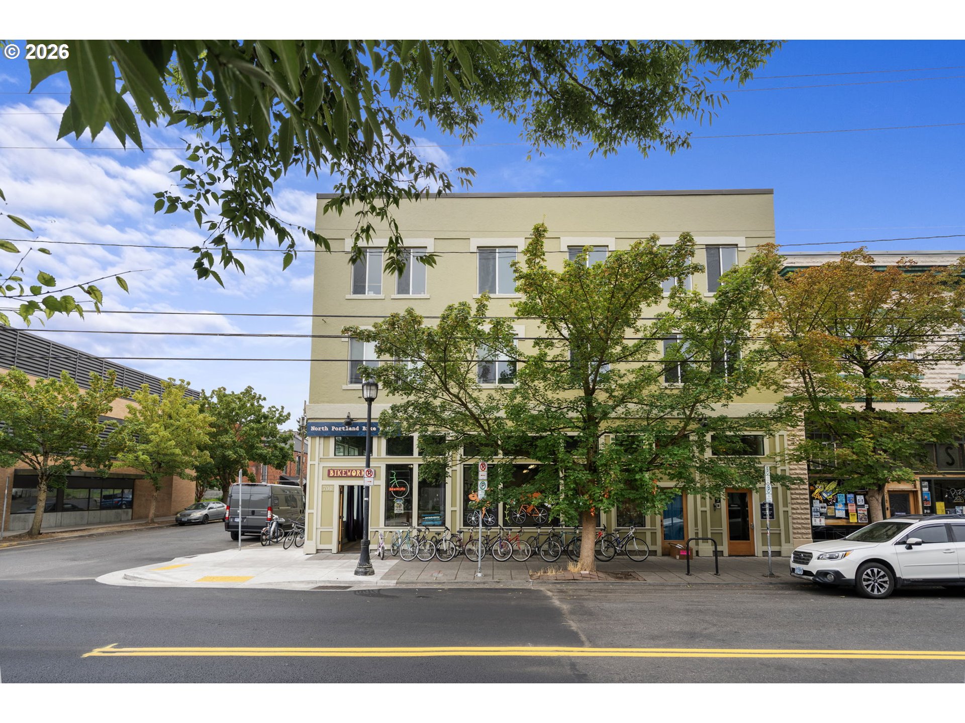 main property photo 5