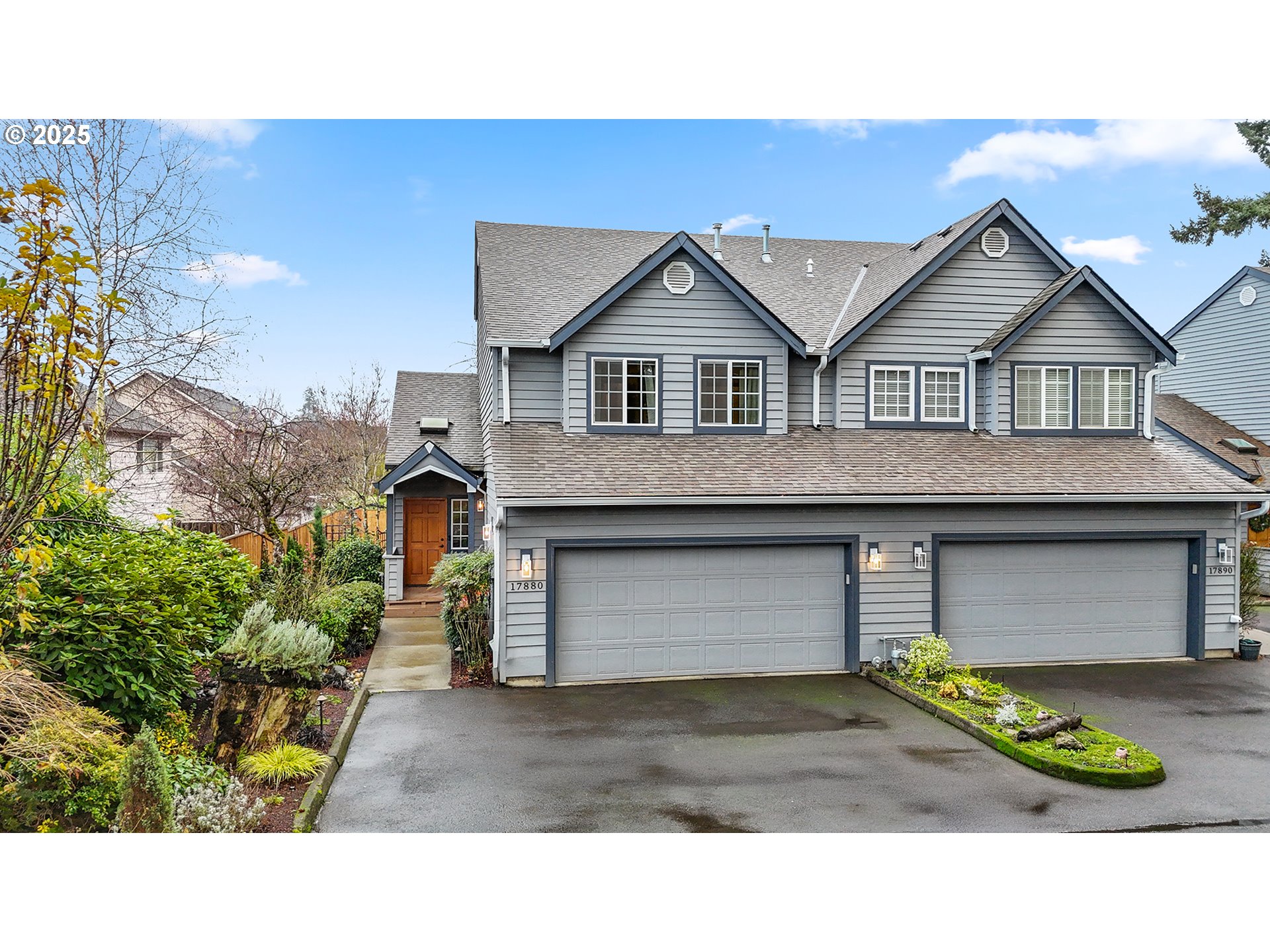 property viewer photo 1