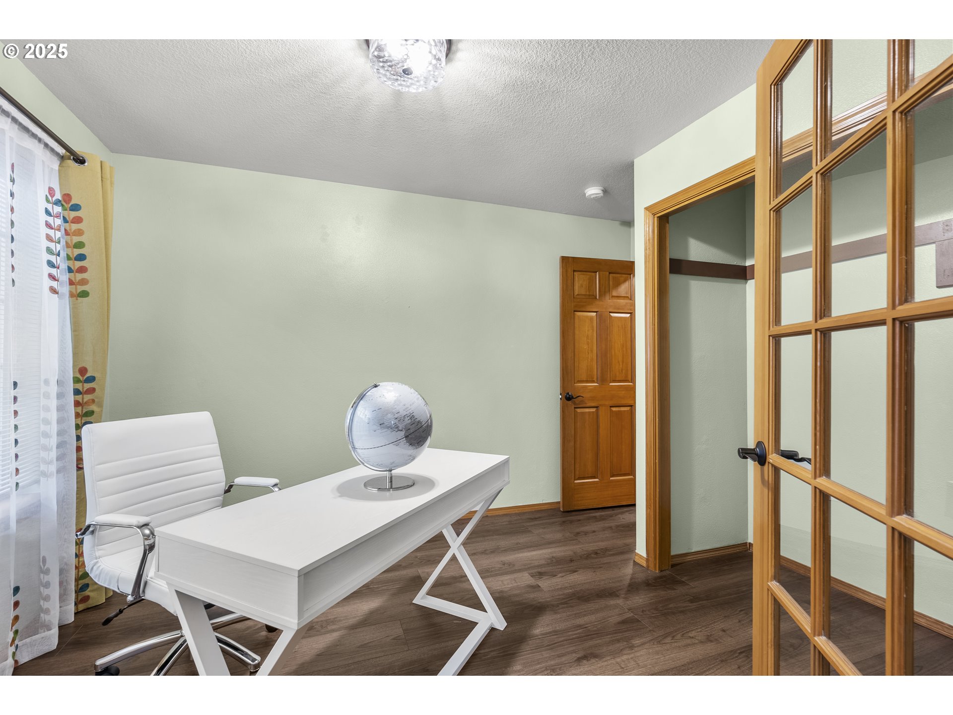 property viewer photo 11