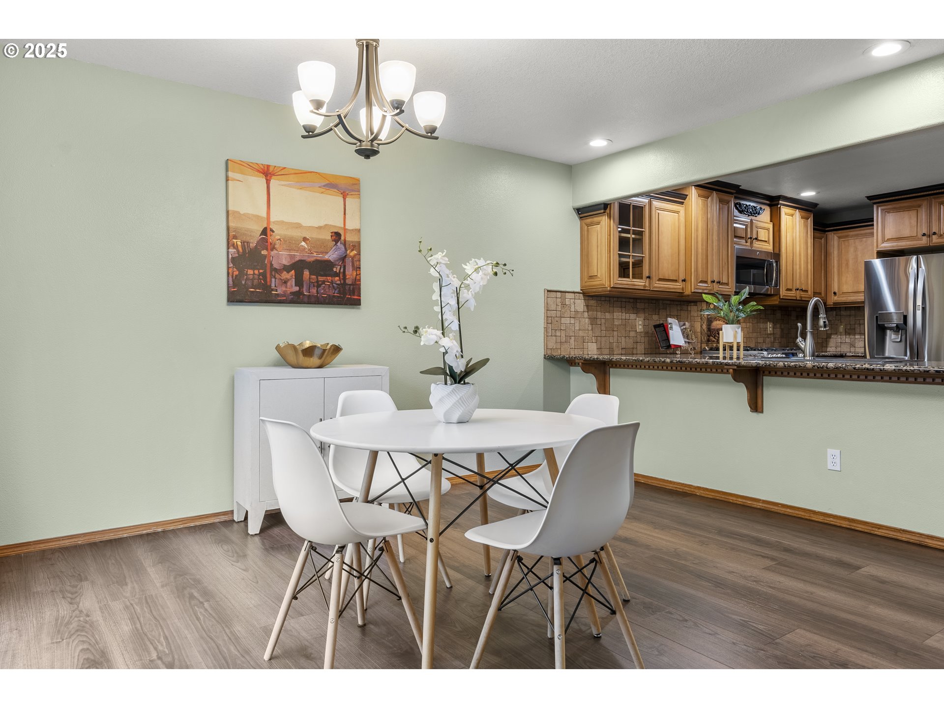 property viewer photo 19
