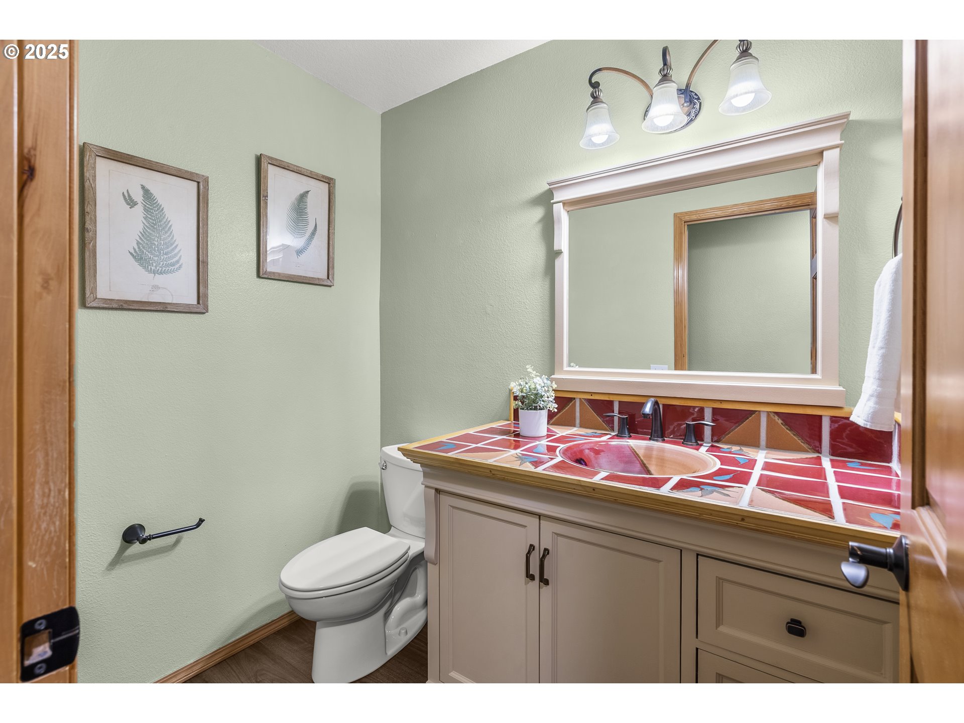 property viewer photo 20