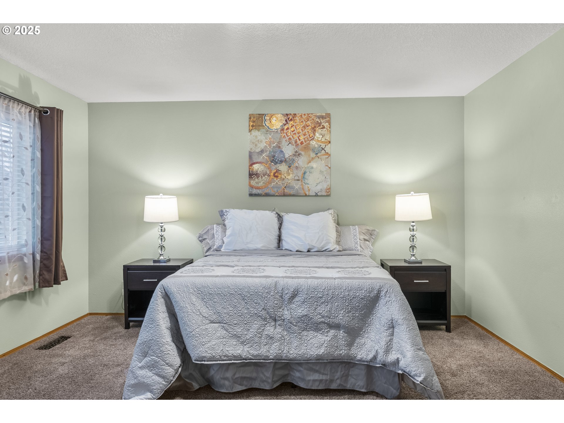 property viewer photo 27
