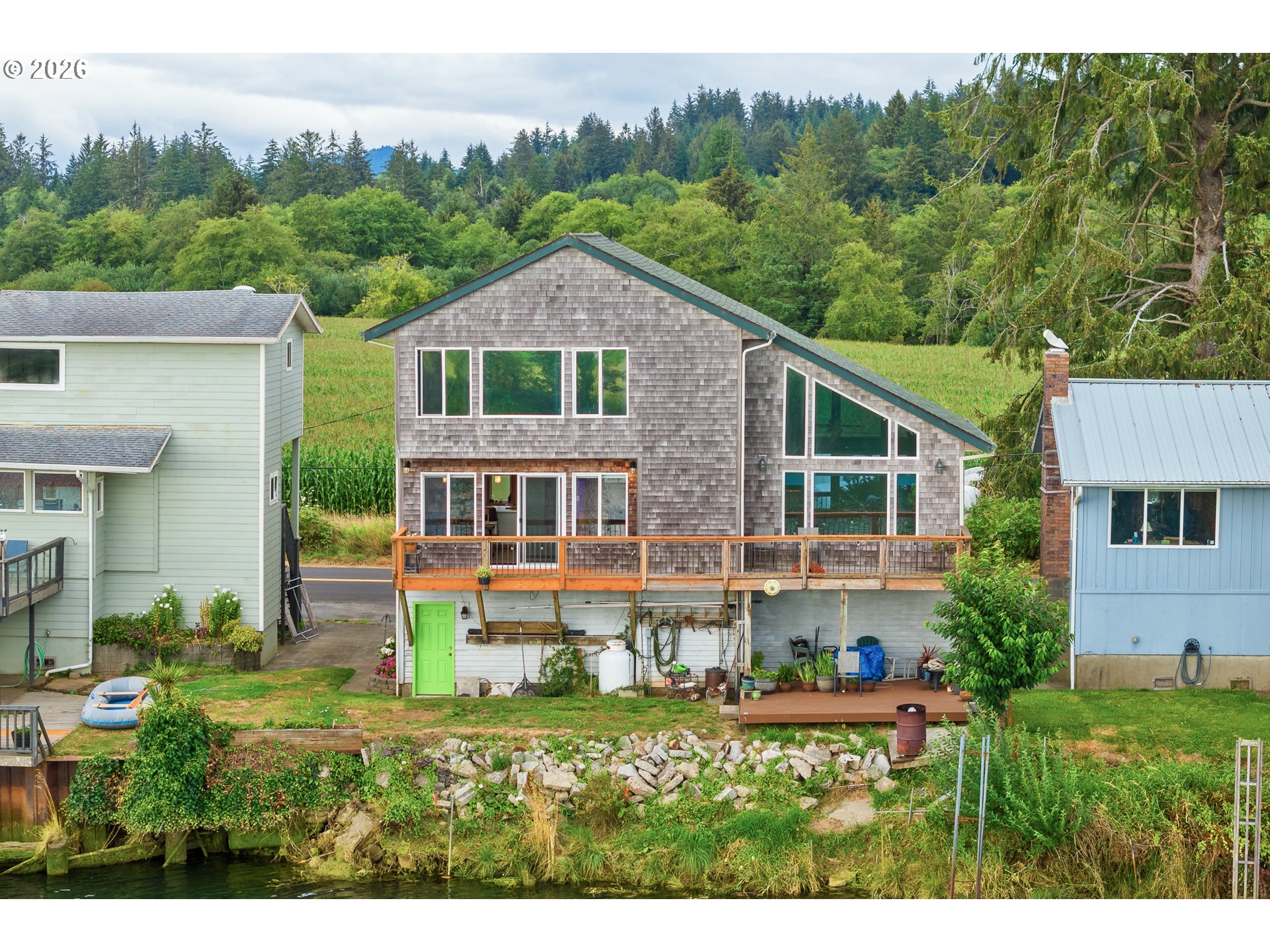 main property photo 44